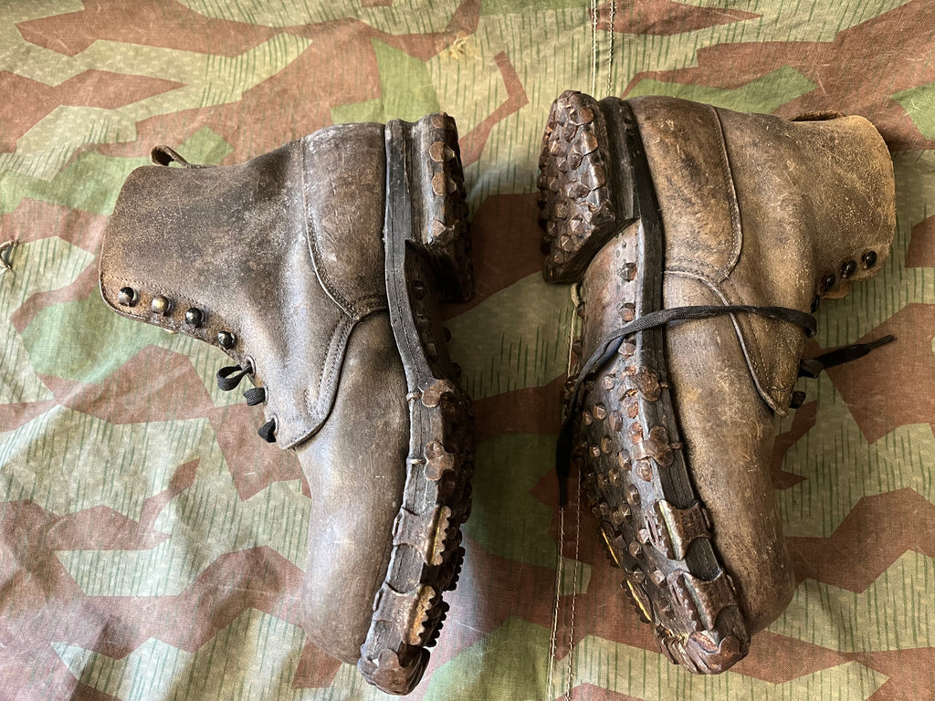 WW2 Swiss army tricouni nail shoes boots with nails mountain size eu 44/45 uniform soldier
