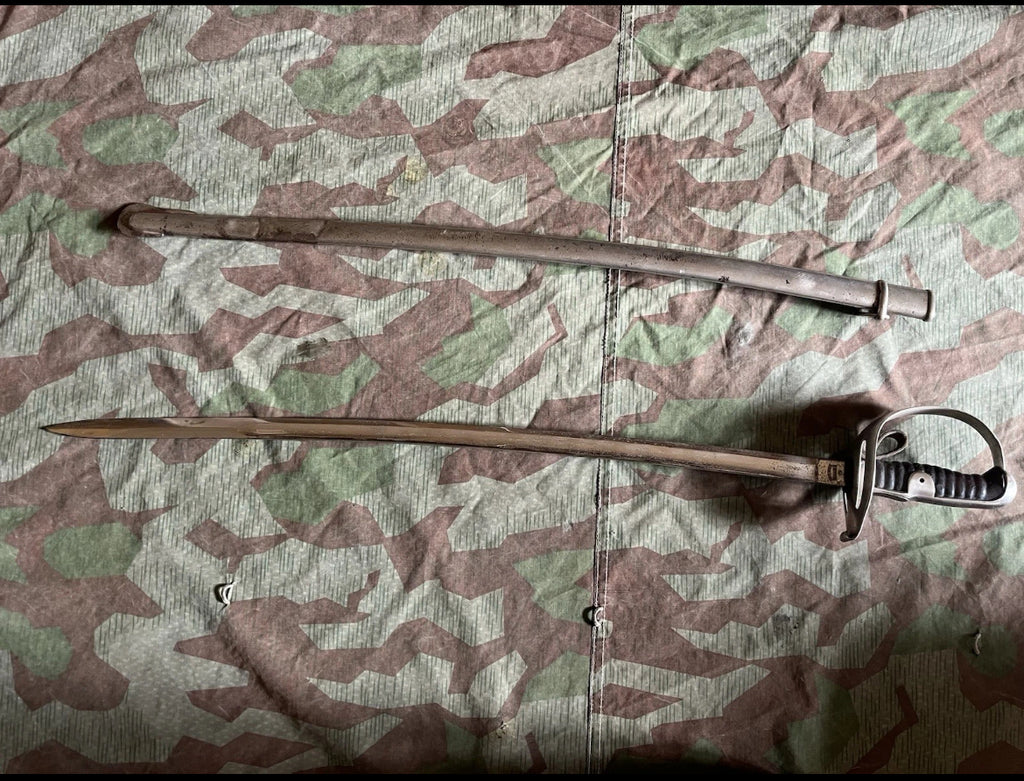 WW1/interwar/WW2 Swiss army cavalry rider sword blade saber with case uniform soldier