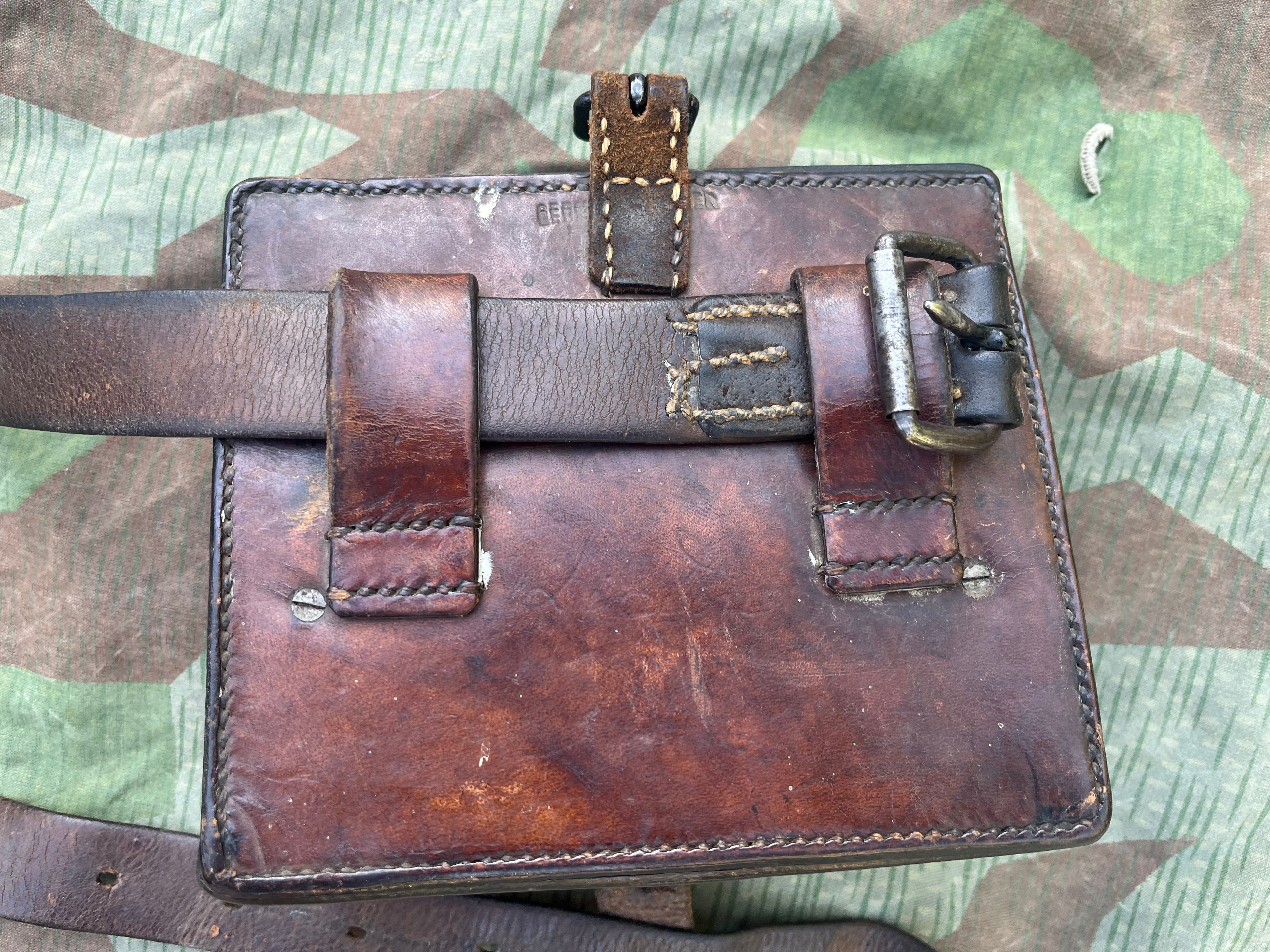 19th century Swiss army vetterli rifle ammo pouch bag leather belt uniform soldier