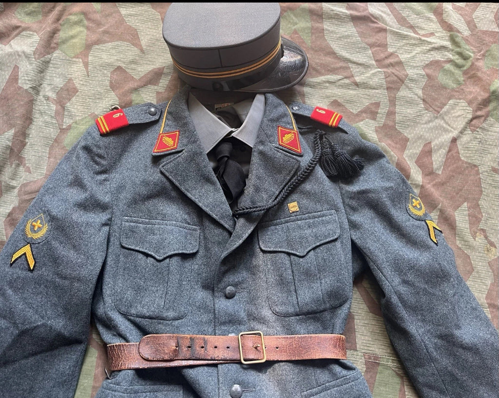 Cold War Swiss army complete uniform officer first lieutenant artillery tank