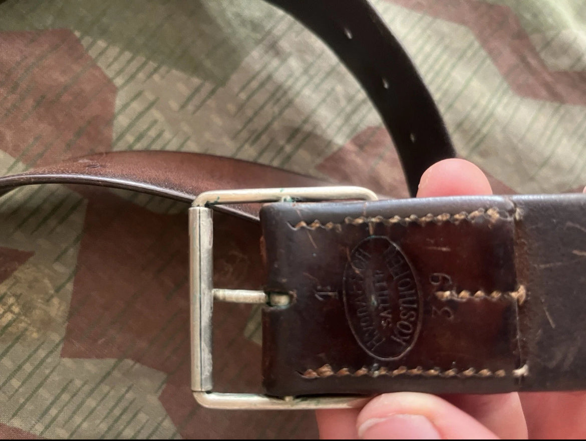 WW2 Swiss army officer NCO leather belt gear with hooks uniform