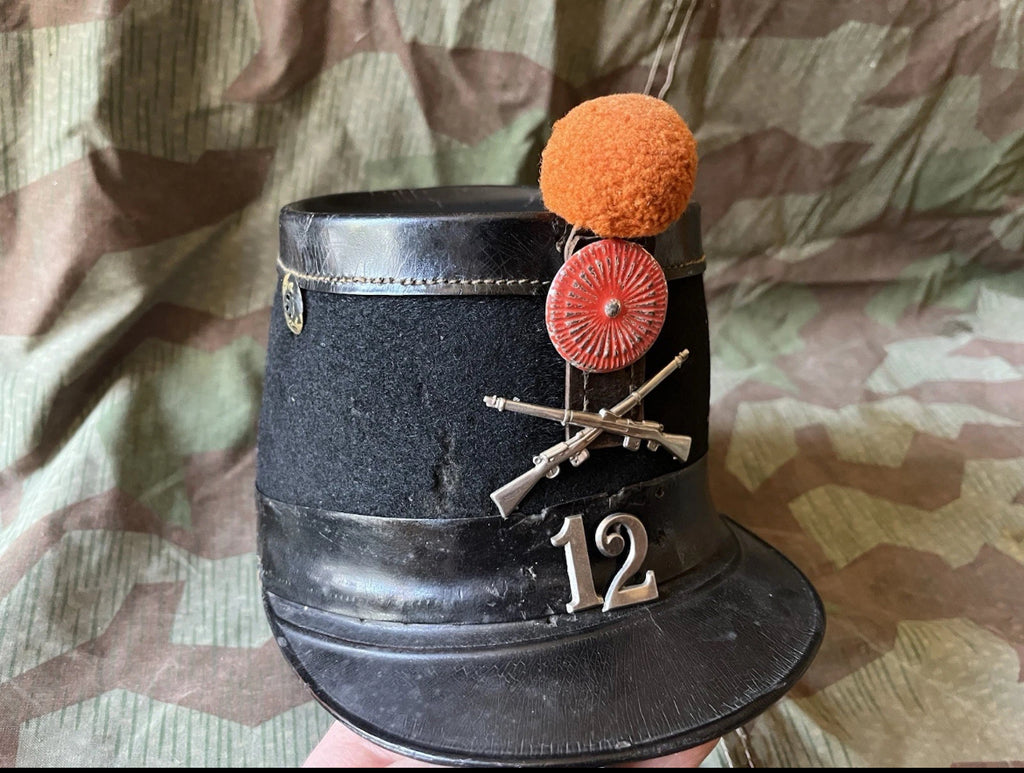 19th century Swiss army tschako schako hat shako infantry rifleman ord.1861 uniform soldier