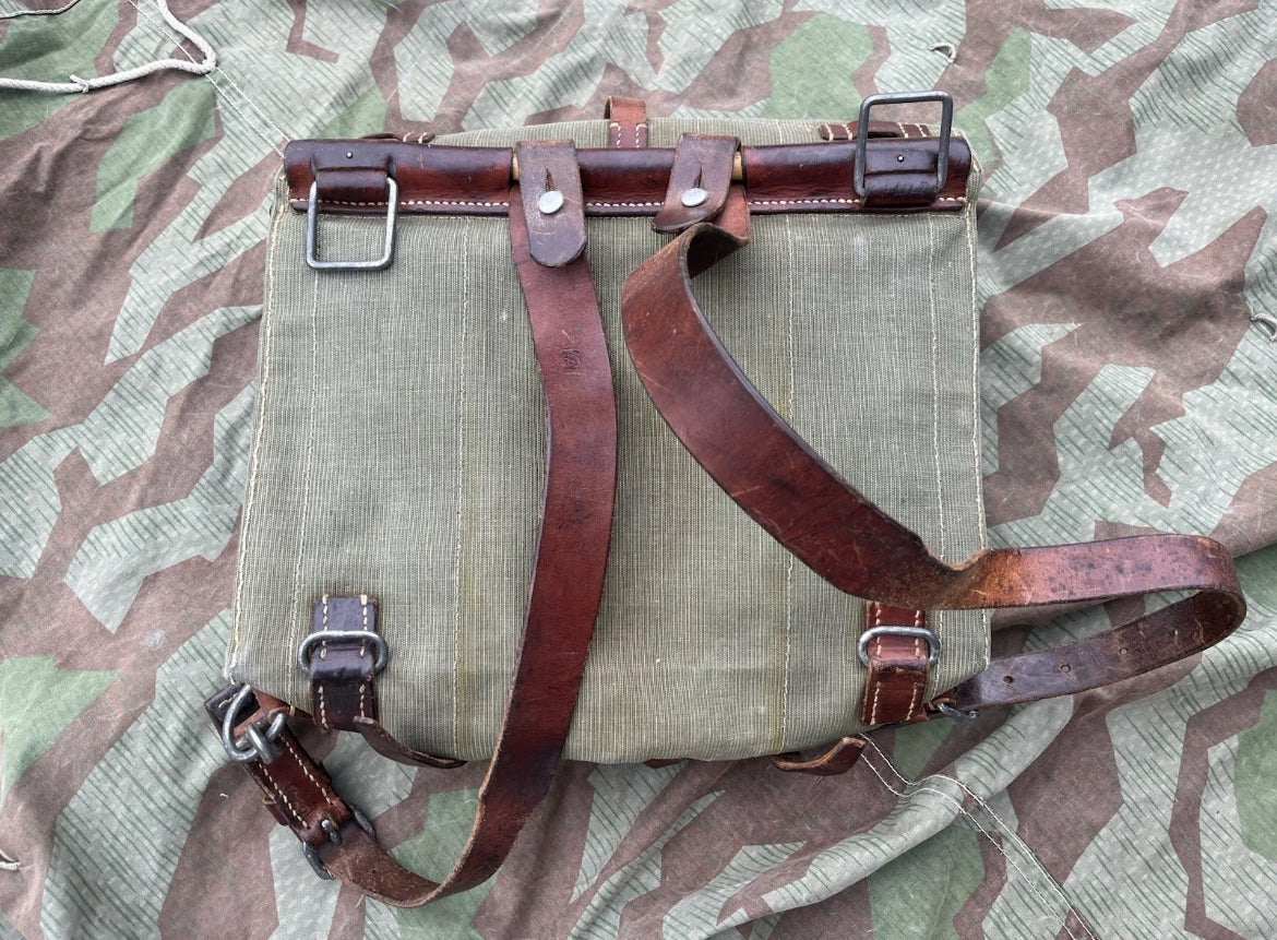 WW1/interwar/WW2 Swiss army artillery infantry fortress troops backpack haversack bunker fortifications uniform soldier ord.14/17