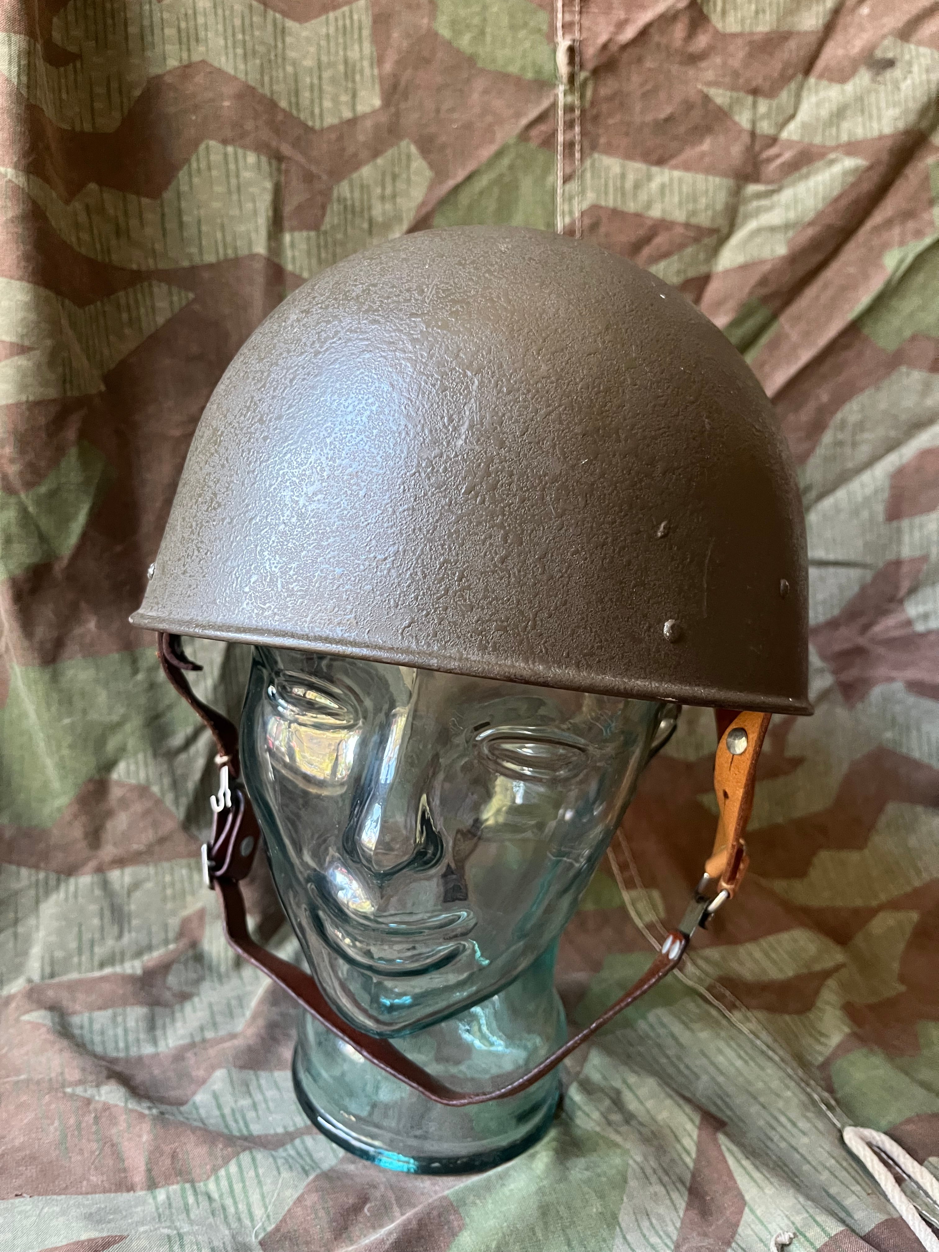 Cold War Swiss army armored mobile motorized troops tanker helmet helmet shell uniform soldier