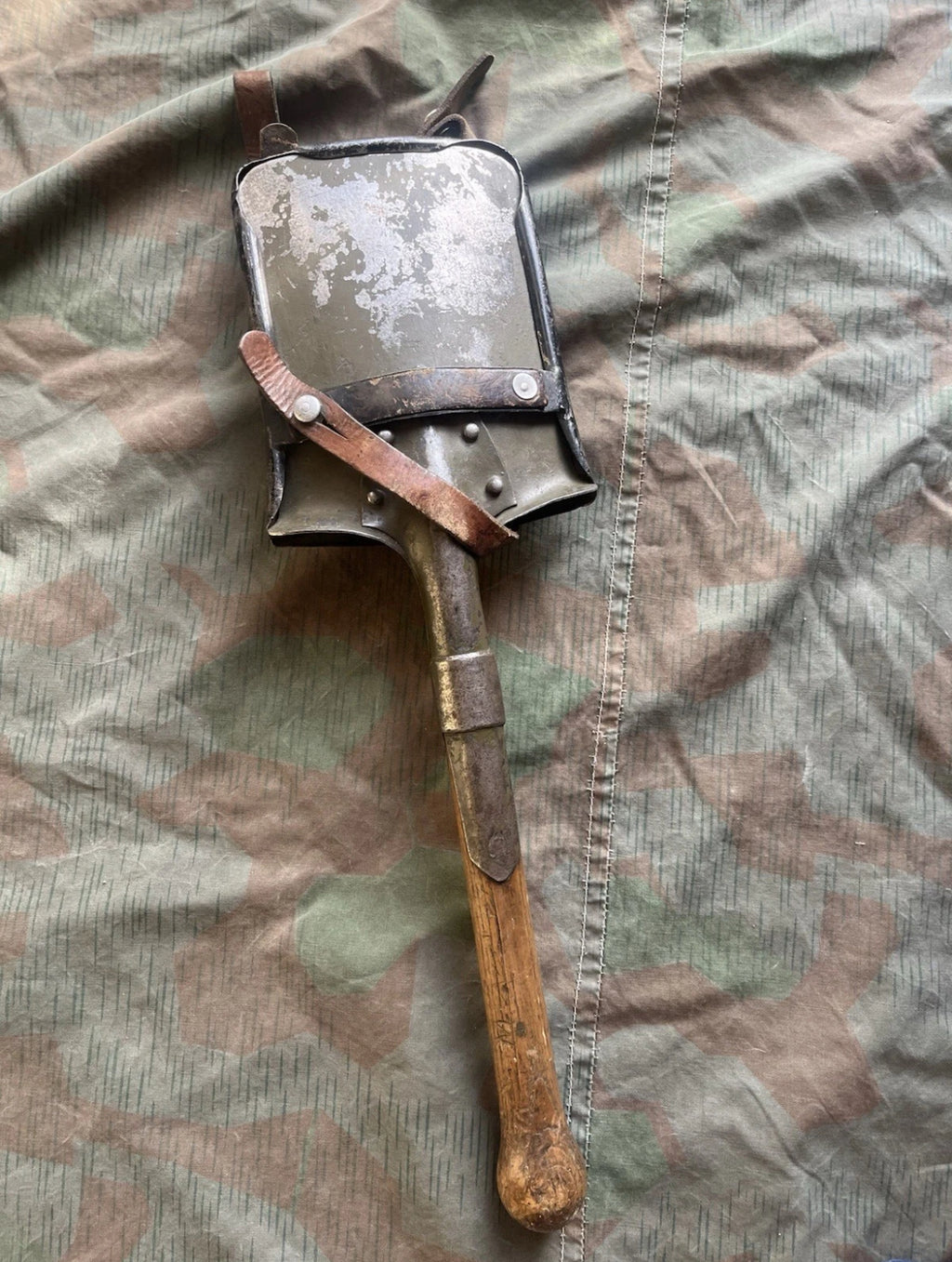 WW2/cold war Swiss army shovel spade tool with case gear uniform soldier