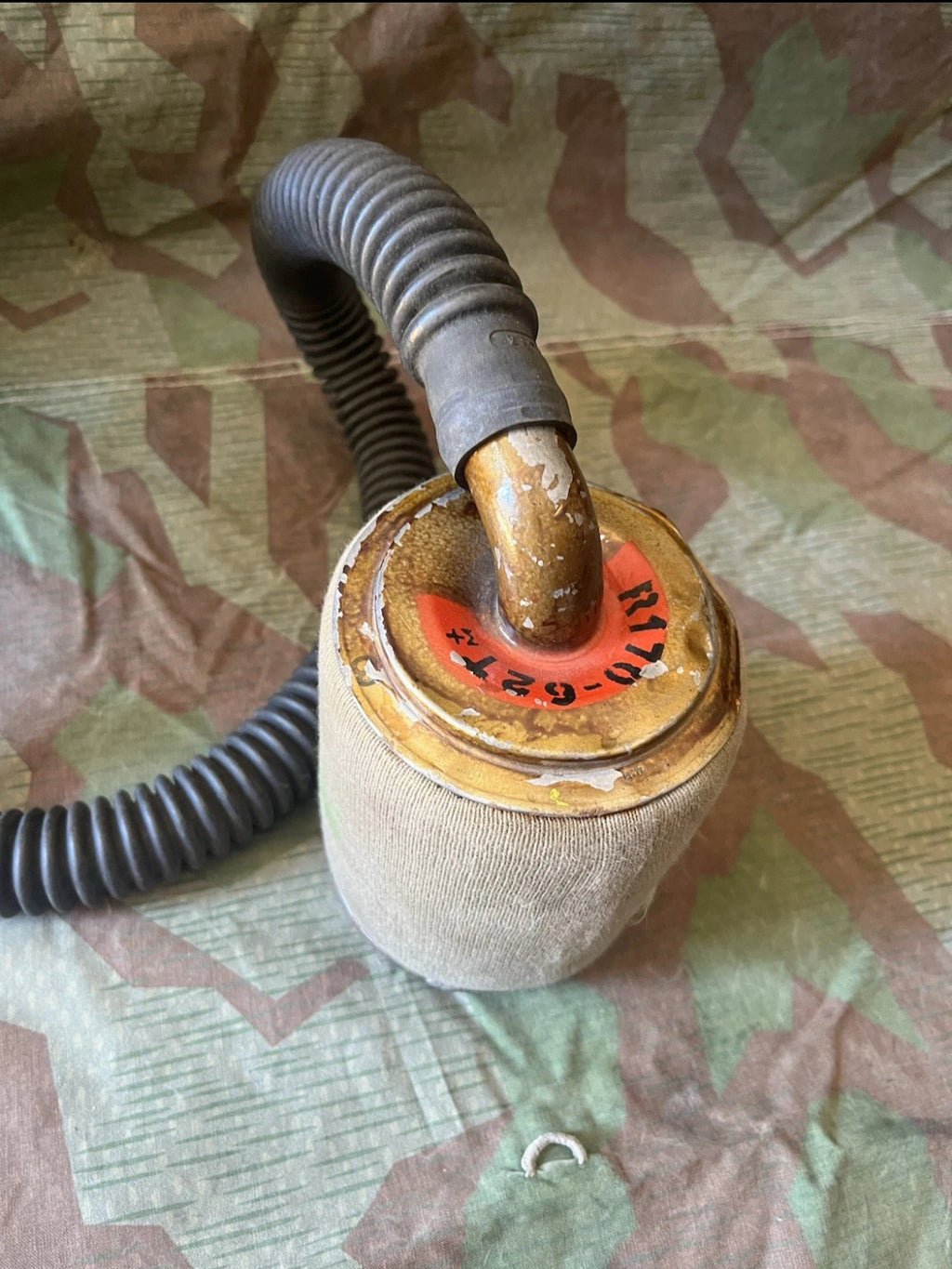 WW2/ cold war Swiss army m33/53 gas mask protection with bag uniform soldier