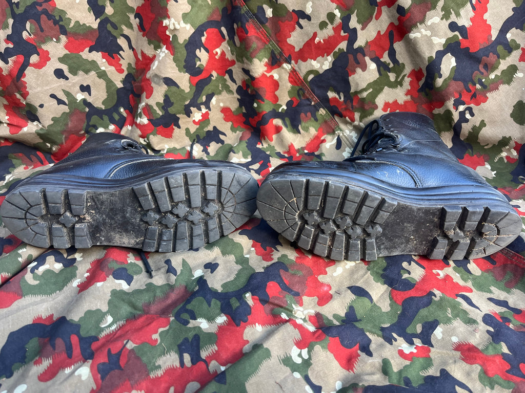 Modern Swiss army shoes KS90 combat boots shoes size 45 eu