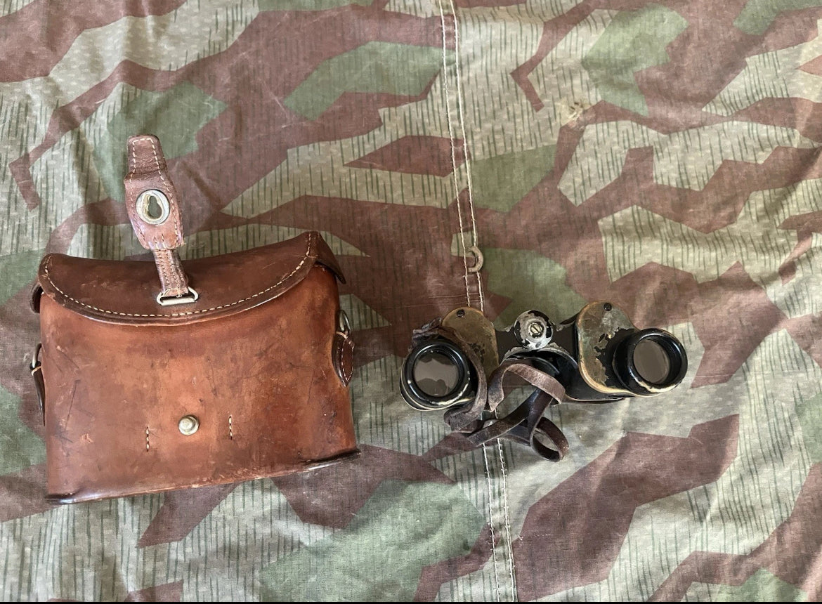 WW2 Swiss army binoculars field glasses with case gear uniform soldier
