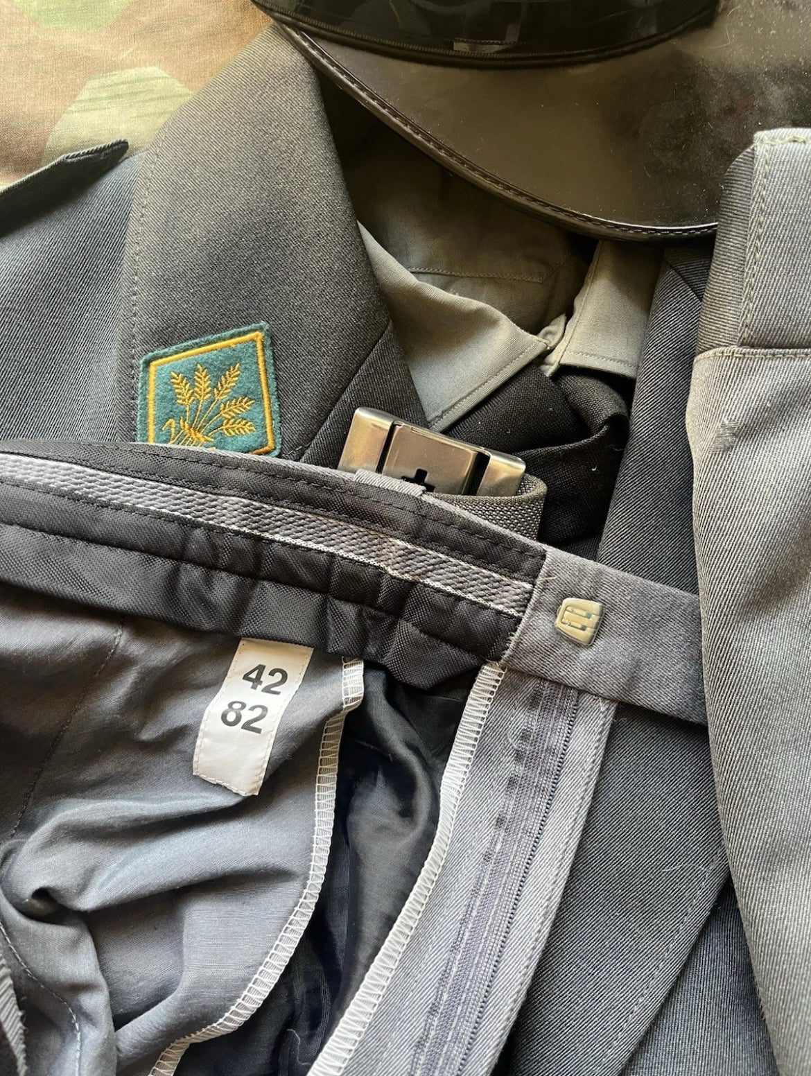 Cold War/modern Swiss army service uniform complete captain officer supplies troops