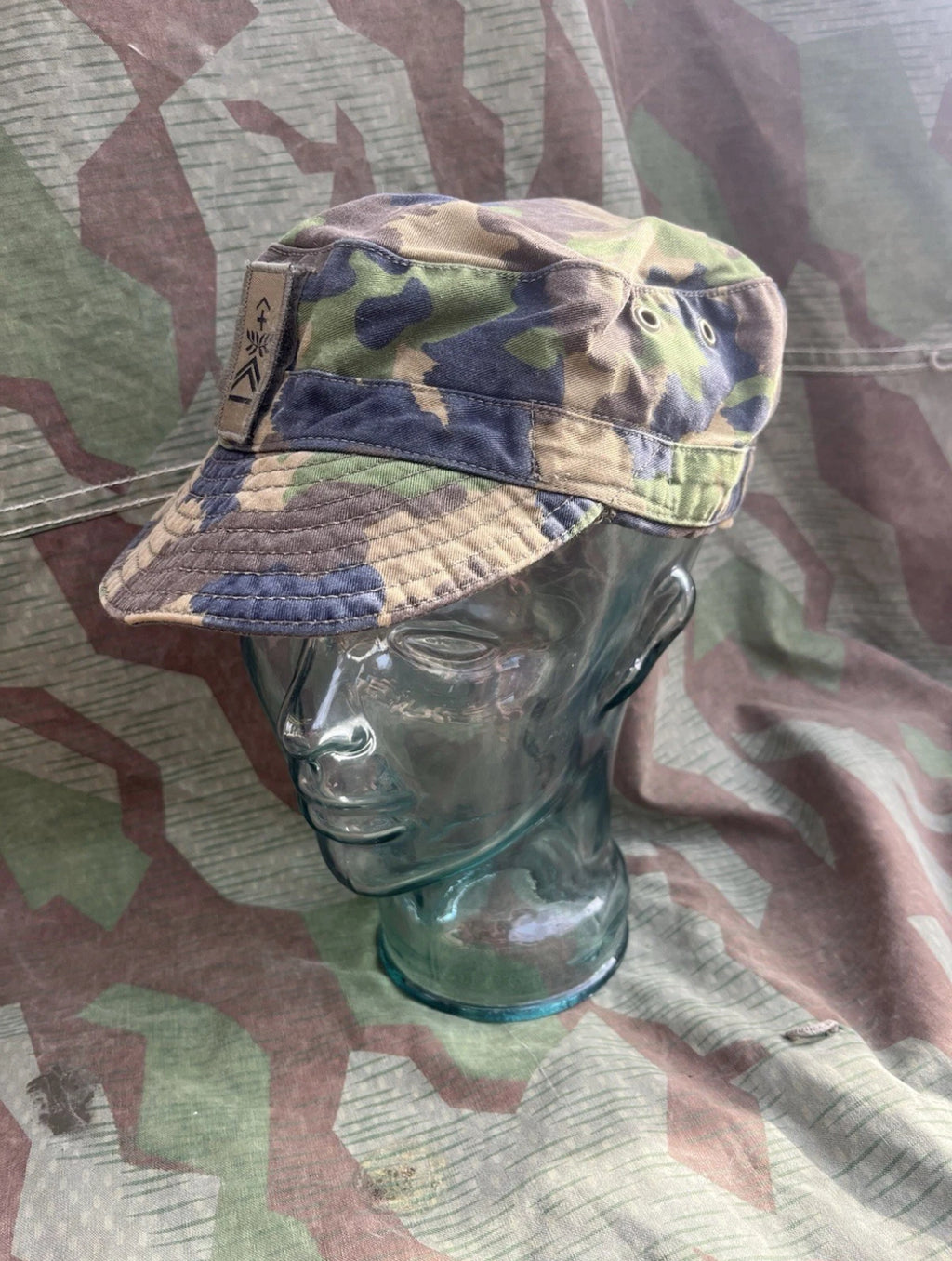 Modern Swiss army field cap visor hat sergeant major NCO uniform taz 90 camo