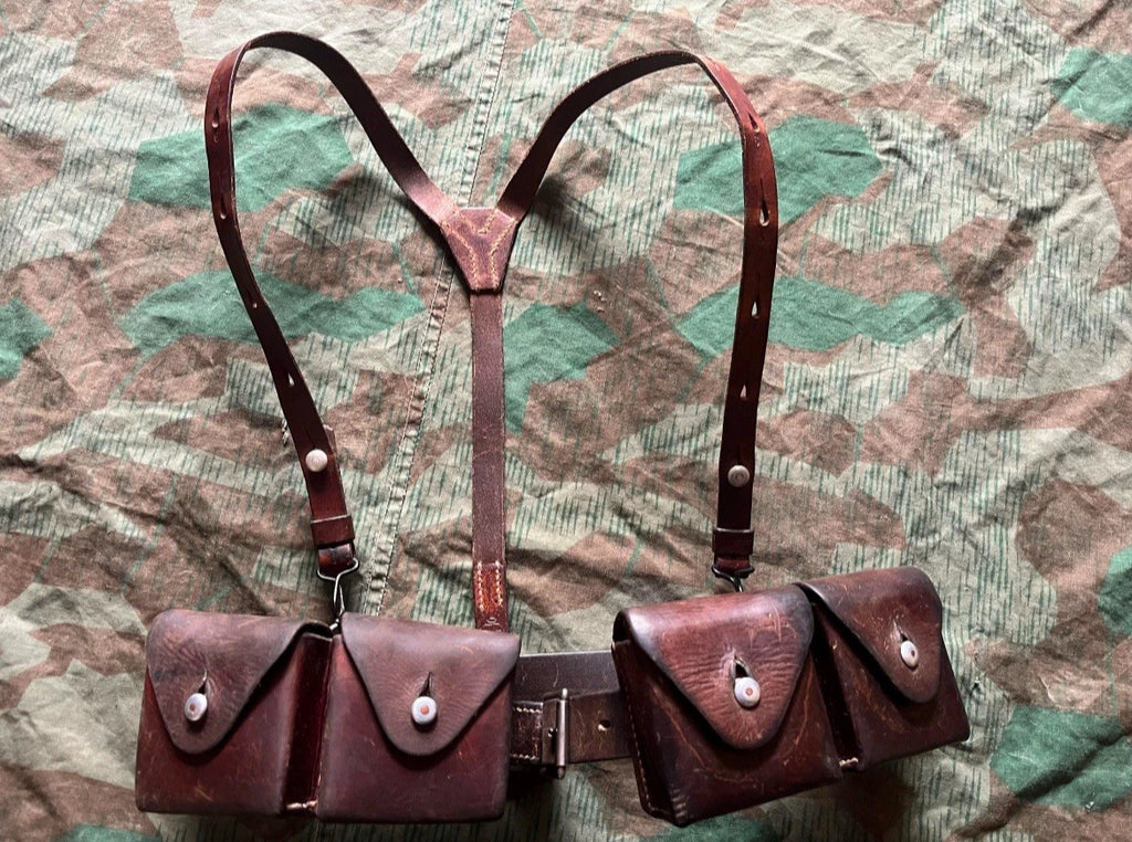 WW2/interwar Swiss army webbing set y straps suspenders belt ammo pouches web gear leather uniform soldier