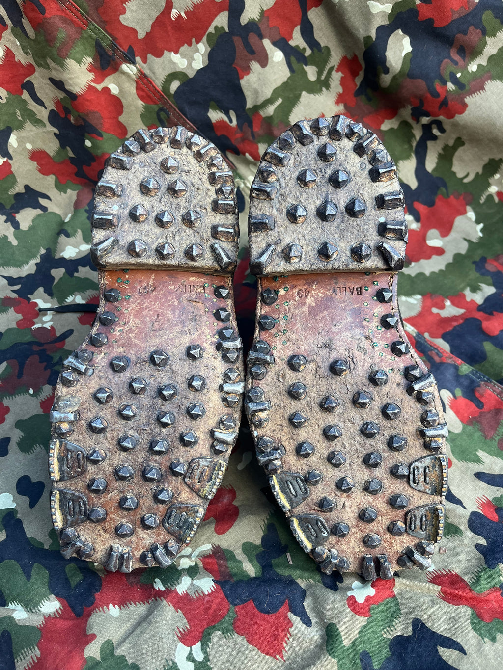 WW2 Swiss army tricouni nail shoes boots with nails mountain size eu 42/43