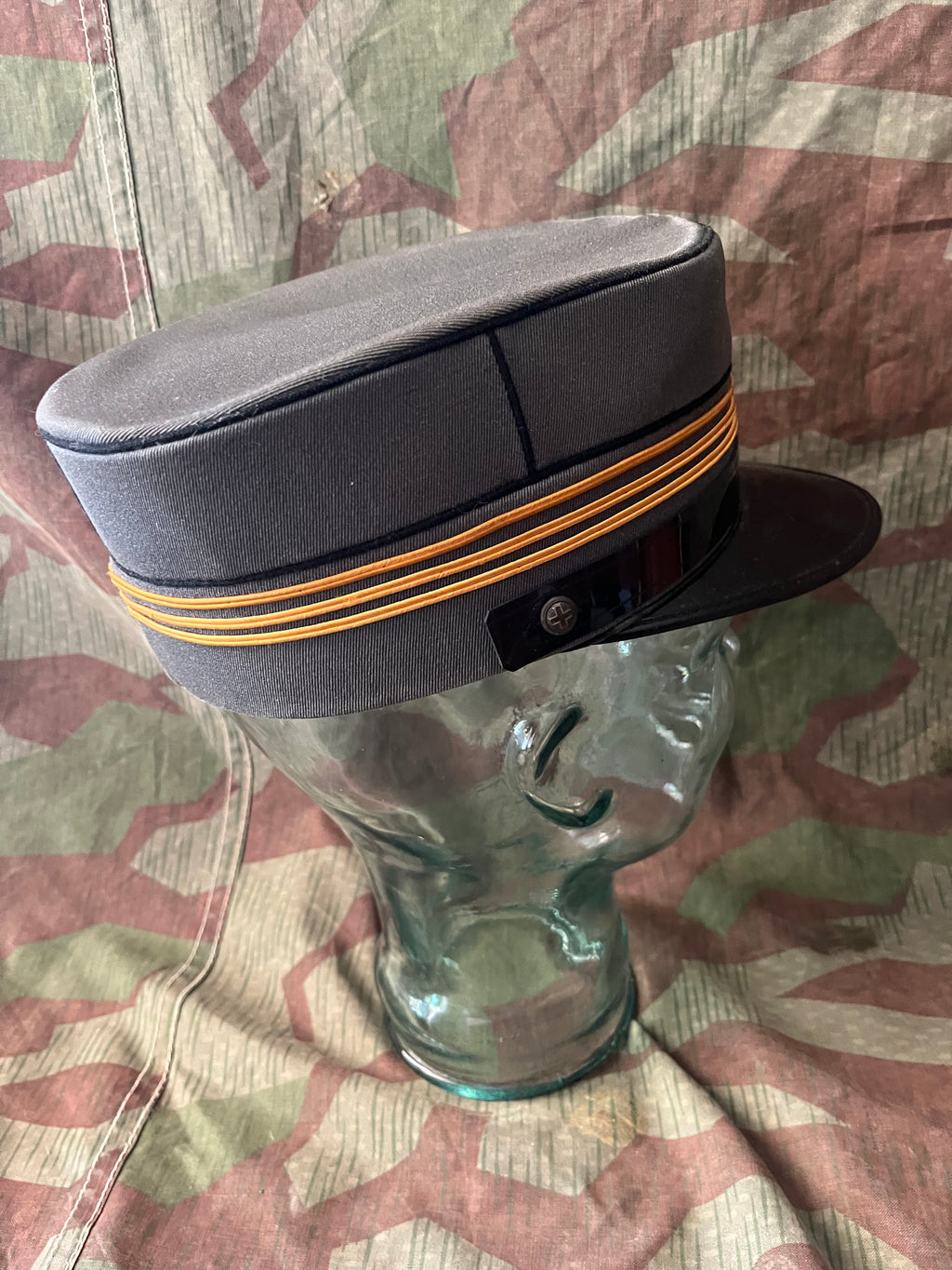 Cold War Swiss army captain officer visor cap hat kepi uniform ord.1949