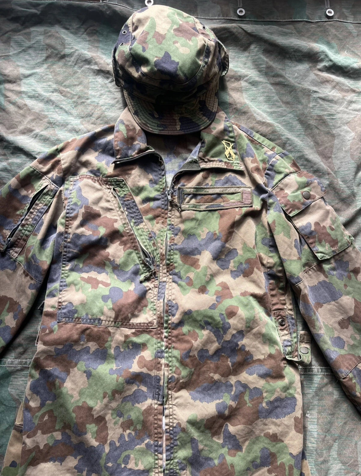 Modern Swiss army field combat uniform complete taz 90 camo jacket pants cap early model