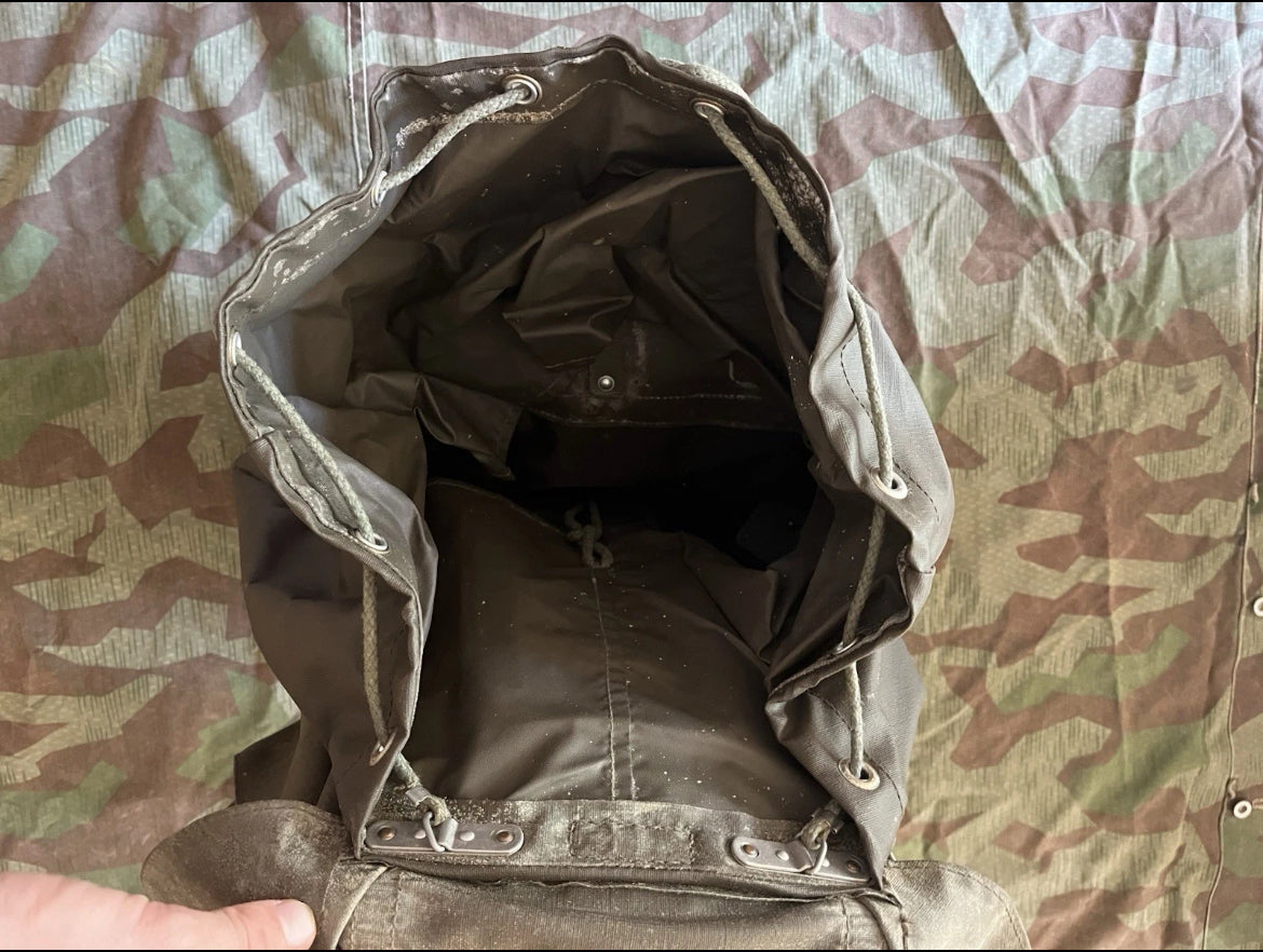Cold War Swiss army complete backpack set late model haversack with Breadbag uniform mountain