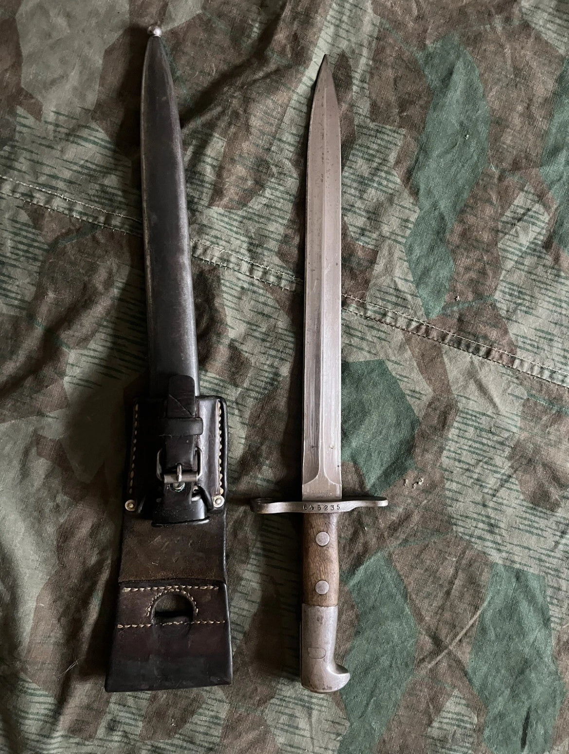 Interwar/WW2 Swiss army bayonet blade knife with case infantry model 1918 uniform soldier