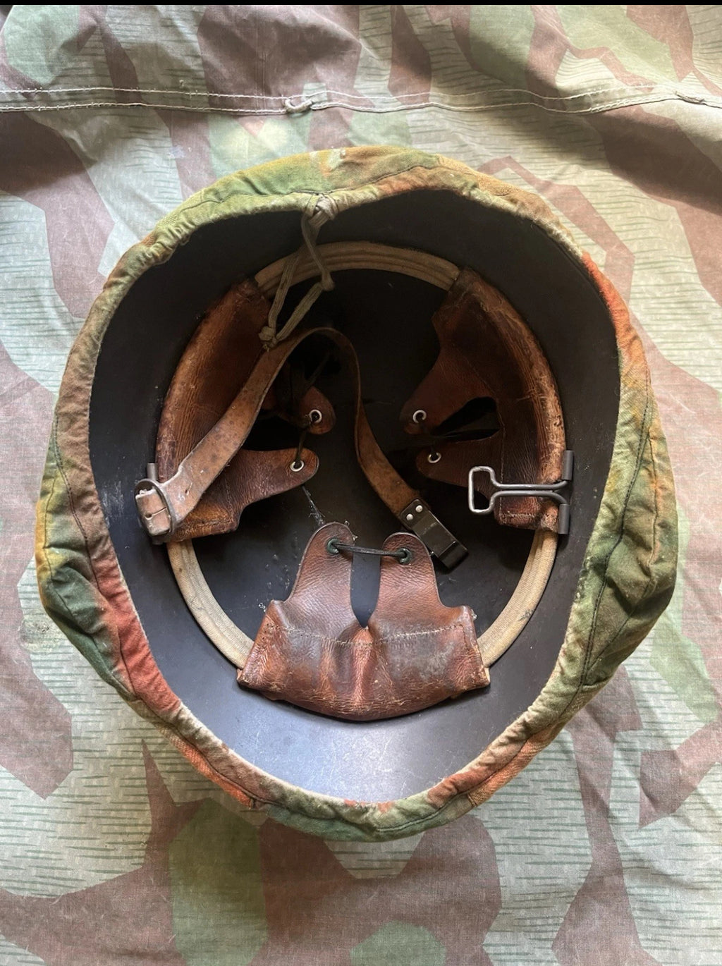 WW2 Swiss army m18 helmet with early camo cover helmet shell uniform soldier