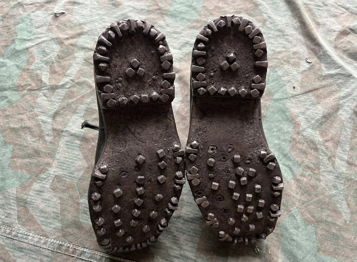 Cold War Swiss army shoes nails tricouni boots leather uniform soldier