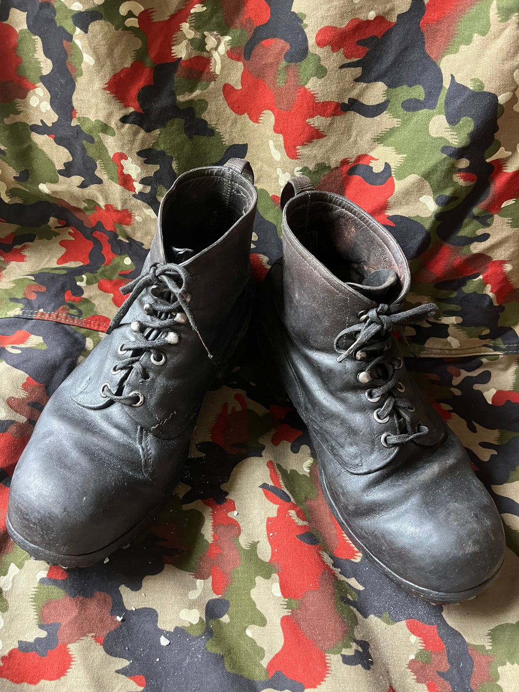WW1/interwar/WW2 swiss army leather shoes nails boots eu size 42/43