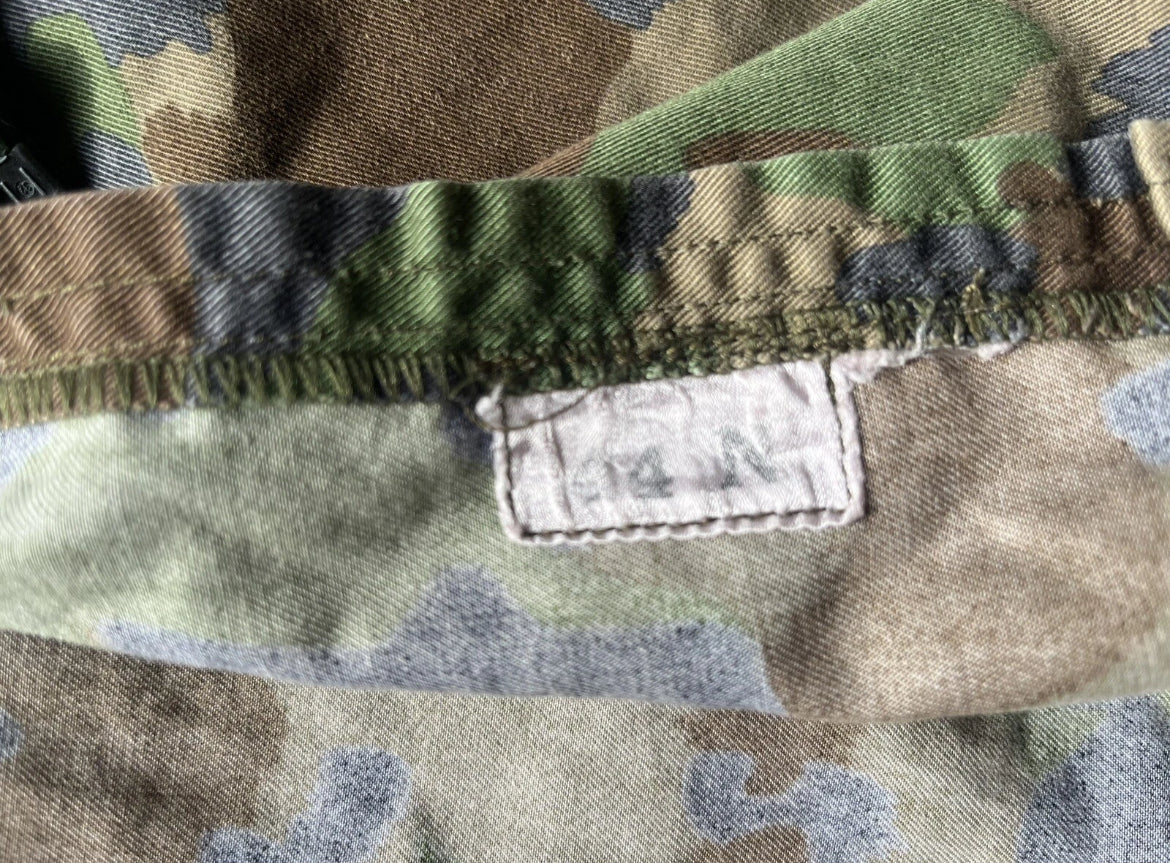 Modern Swiss army field combat uniform complete taz 90 camo jacket pants cap early model