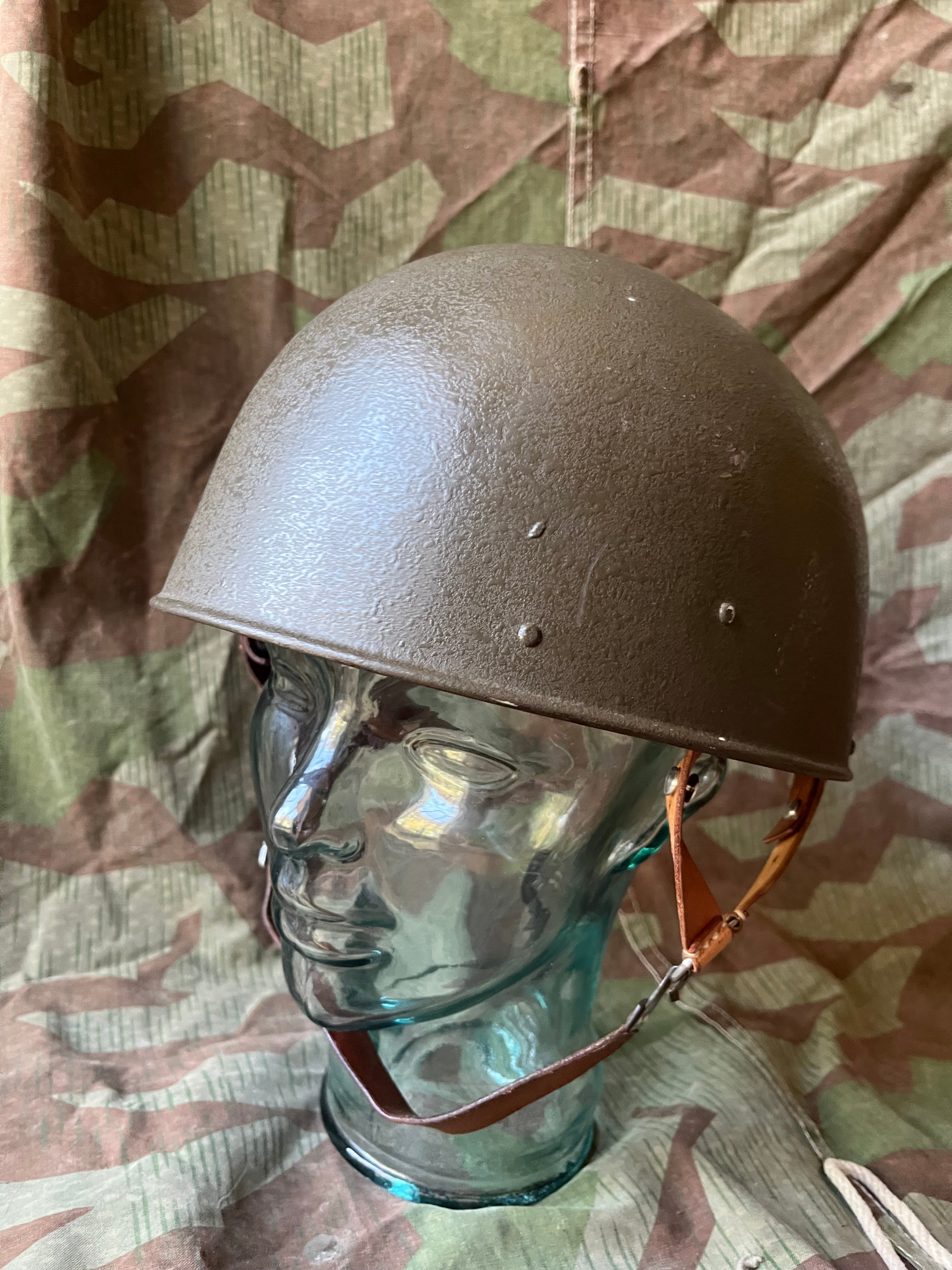 Cold War Swiss army armored mobile motorized troops tanker helmet helmet shell uniform soldier