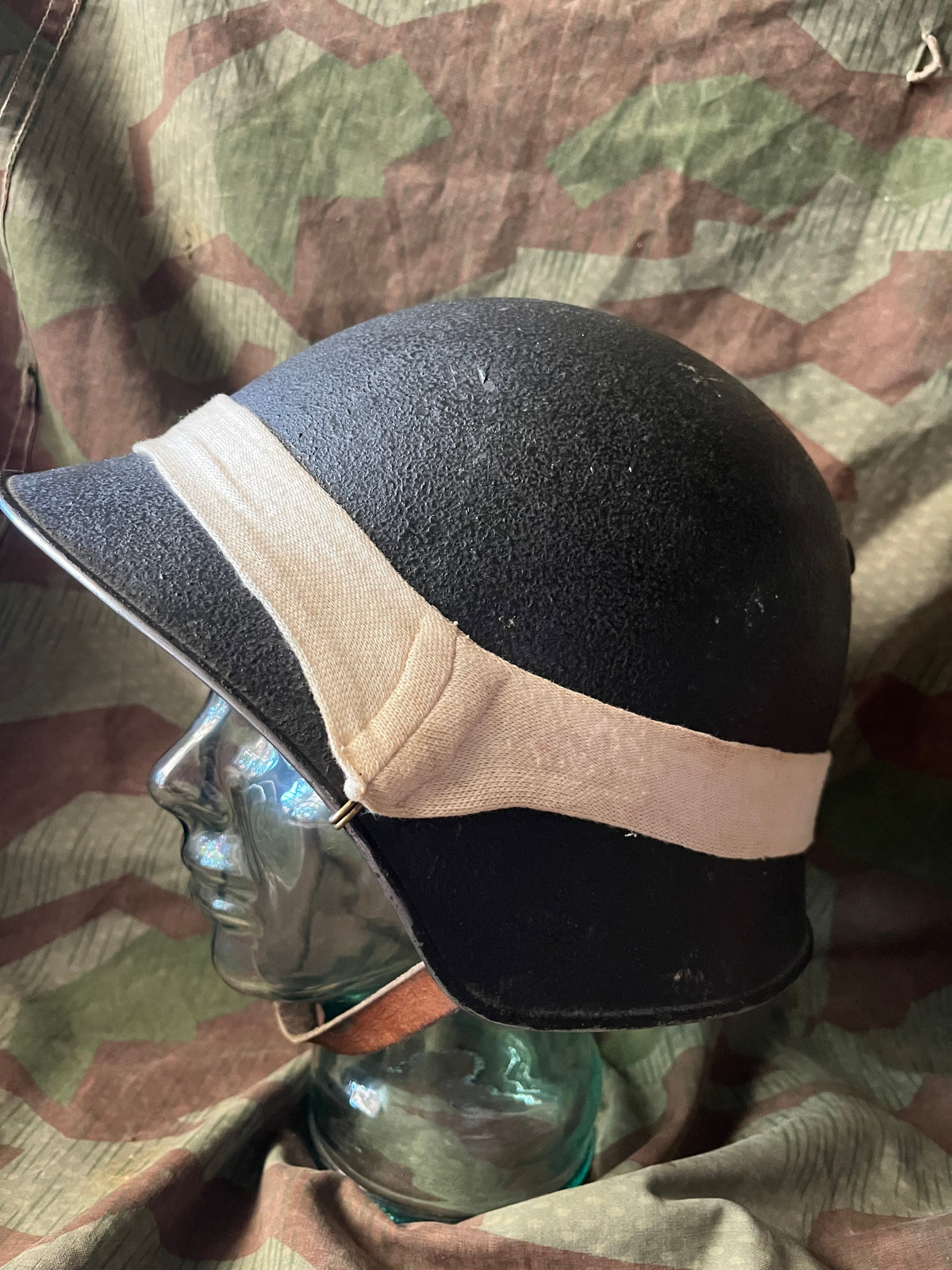 Interwar/WW2 Swiss army original m18 helmet with maneuvers band  uniform soldier
