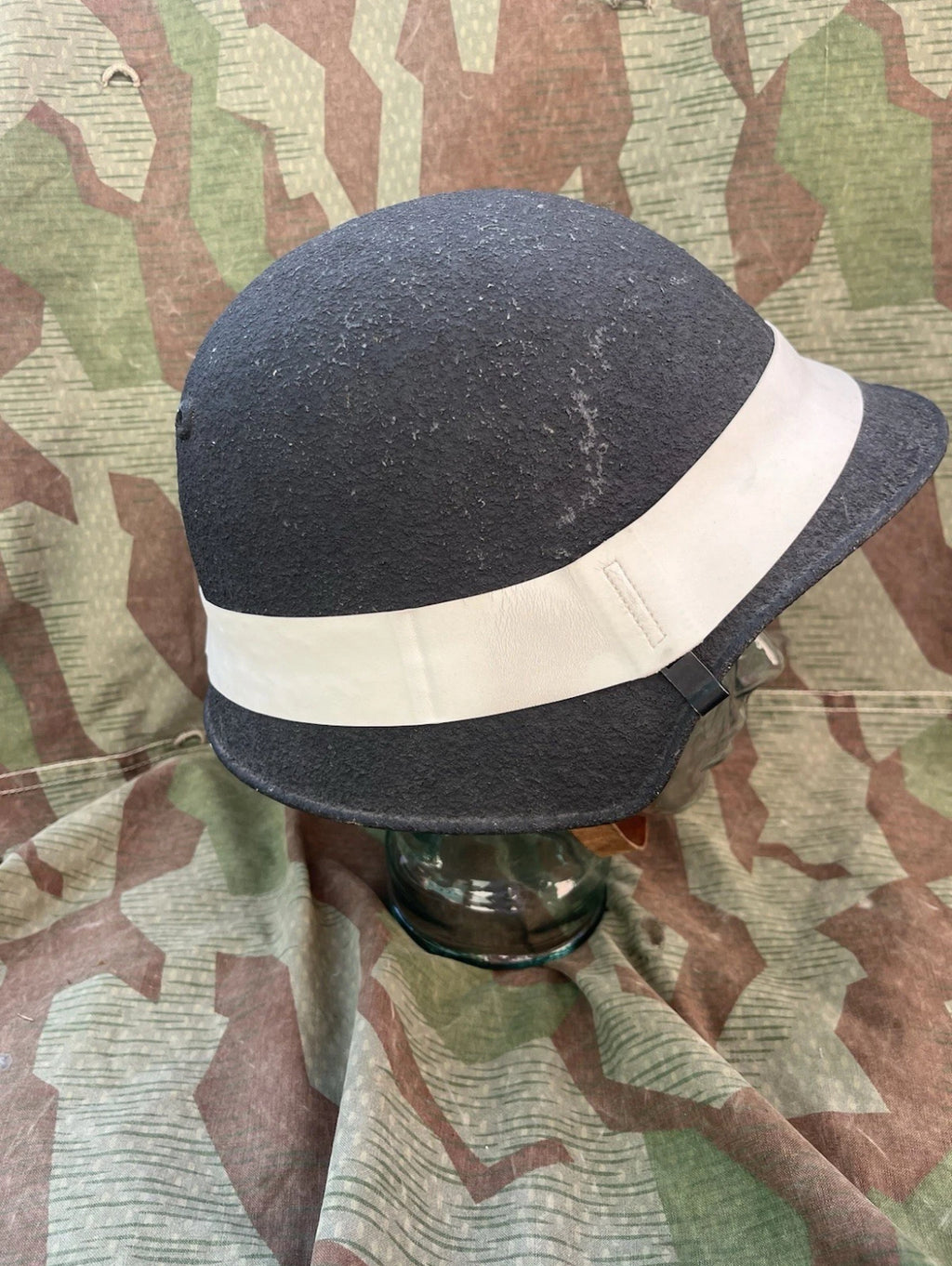 Cold War Swiss army m18 helmet maneuvers band exercices shell uniform soldier