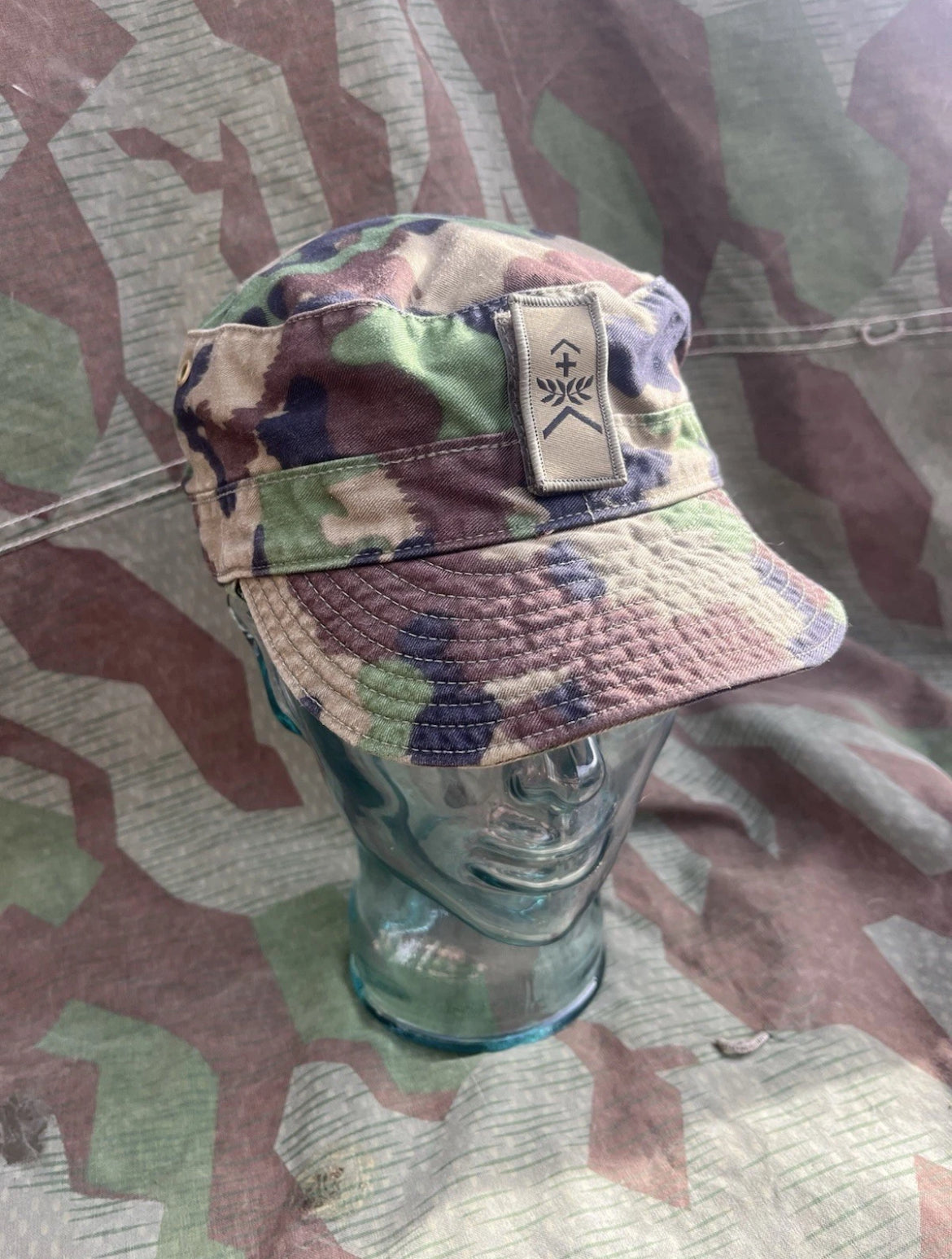 Modern Swiss army field cap visor hat sergeant NCO uniform taz 90 camo