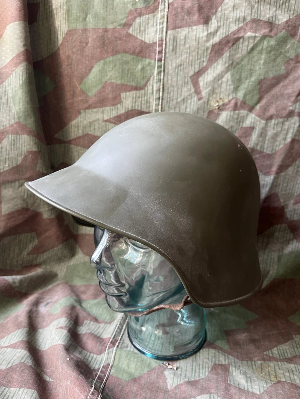 Interwar/WW2 Swiss army green repainted m18/30 helmet shell uniform soldier