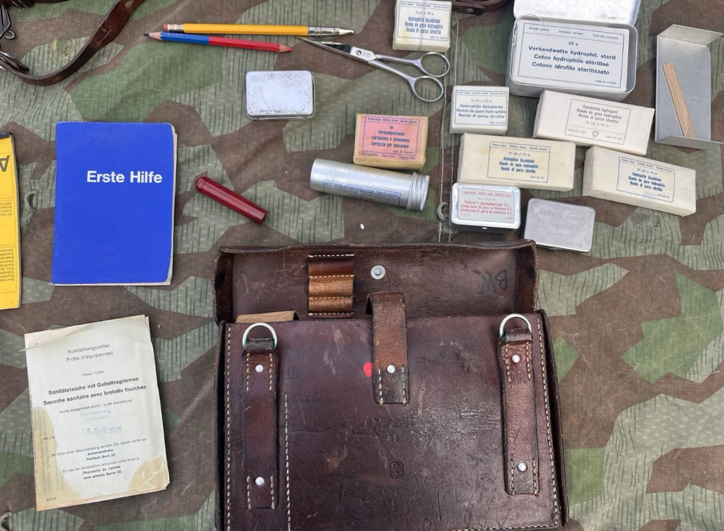 Cold War swiss army medical bag medics troops leather satchel uniform