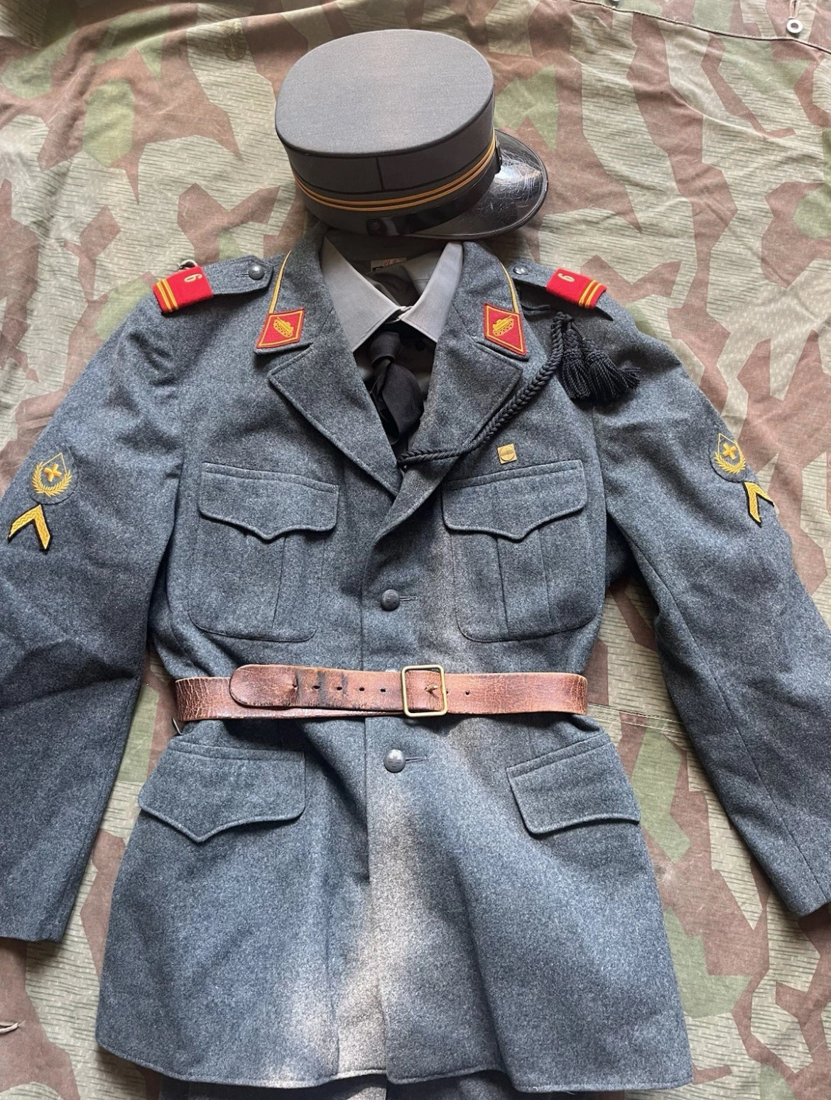 Cold War Swiss army complete uniform officer first lieutenant artillery tank