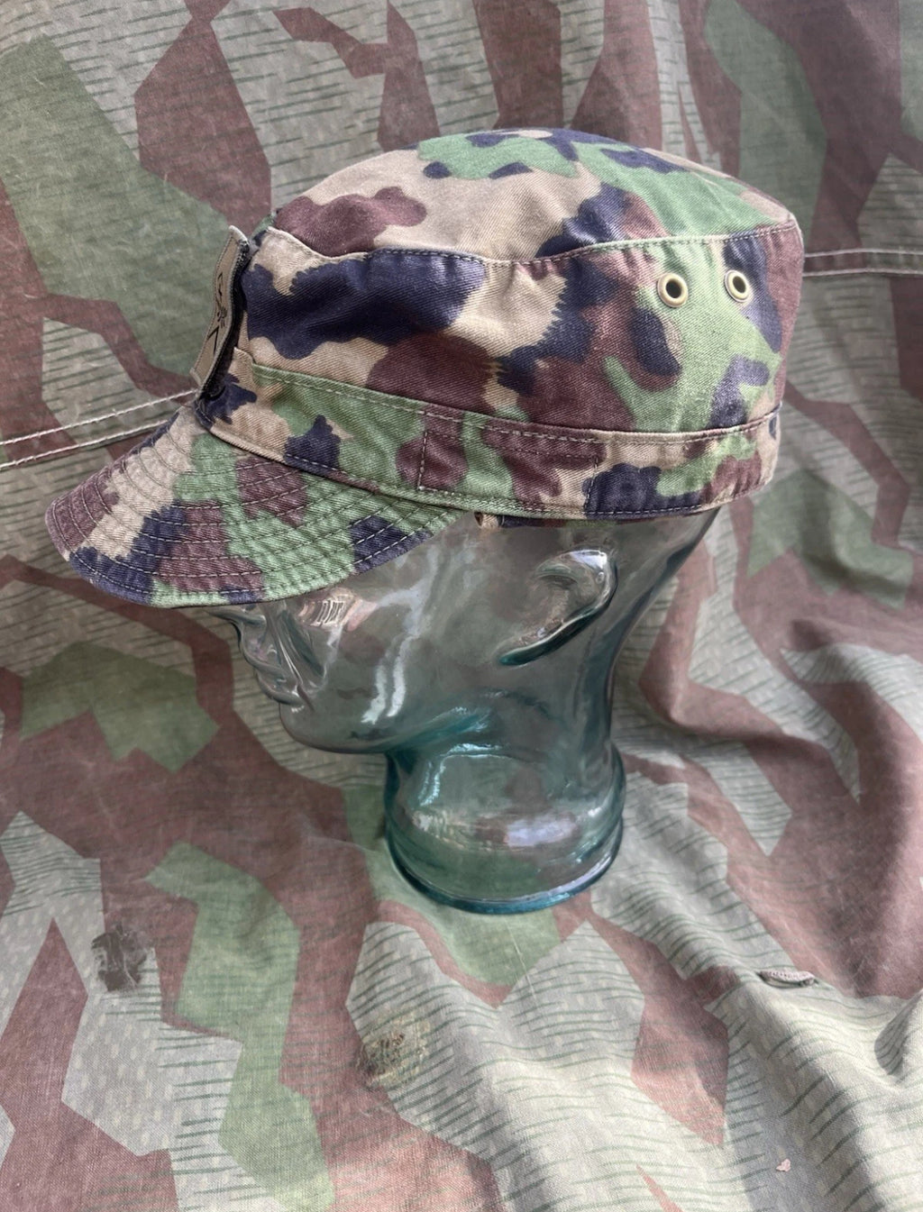 Modern Swiss army field cap visor hat sergeant NCO uniform taz 90 camo