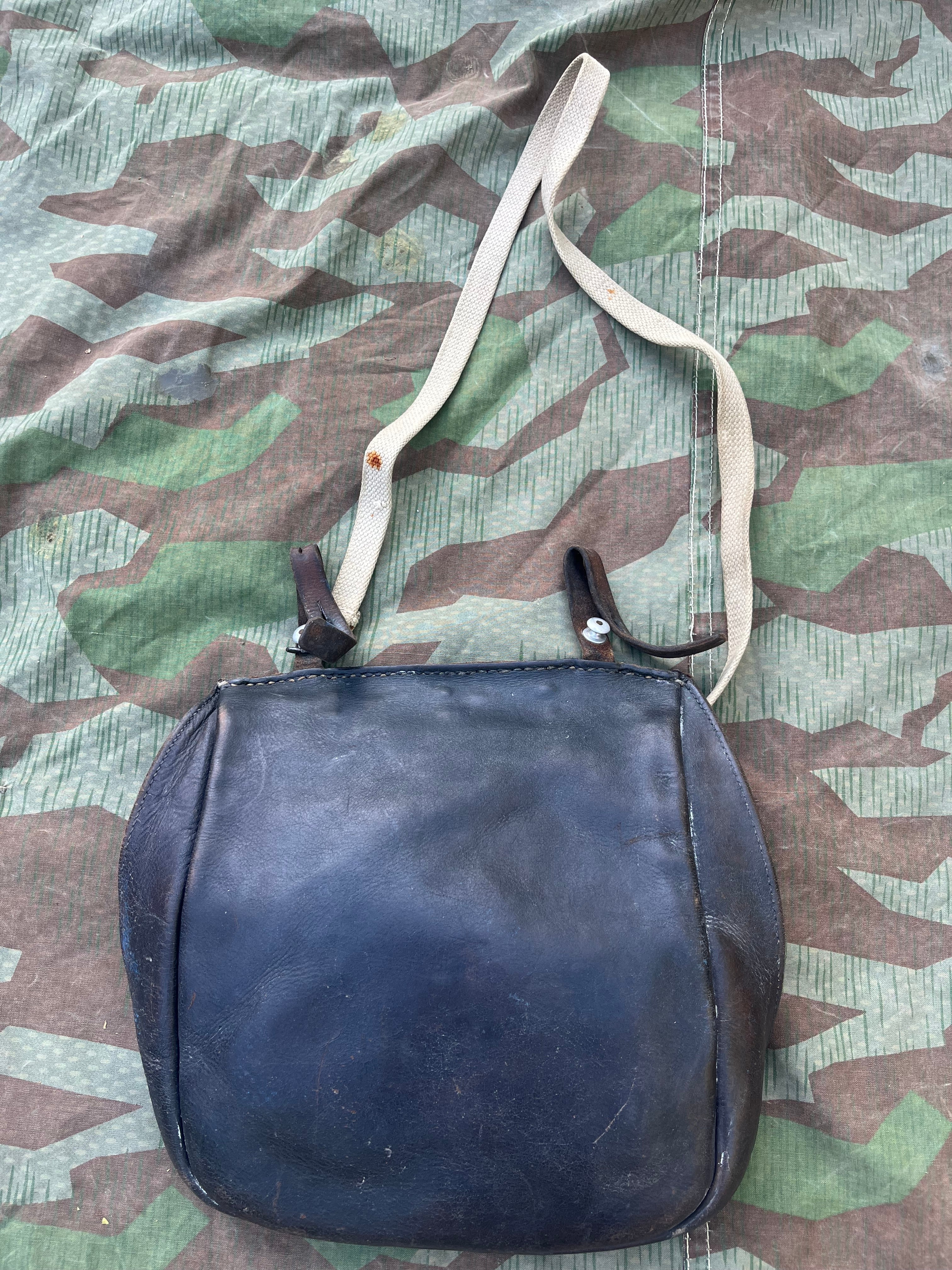 19th century/WW1 Swiss army Breadbag pack leather infantry gear uniform soldier