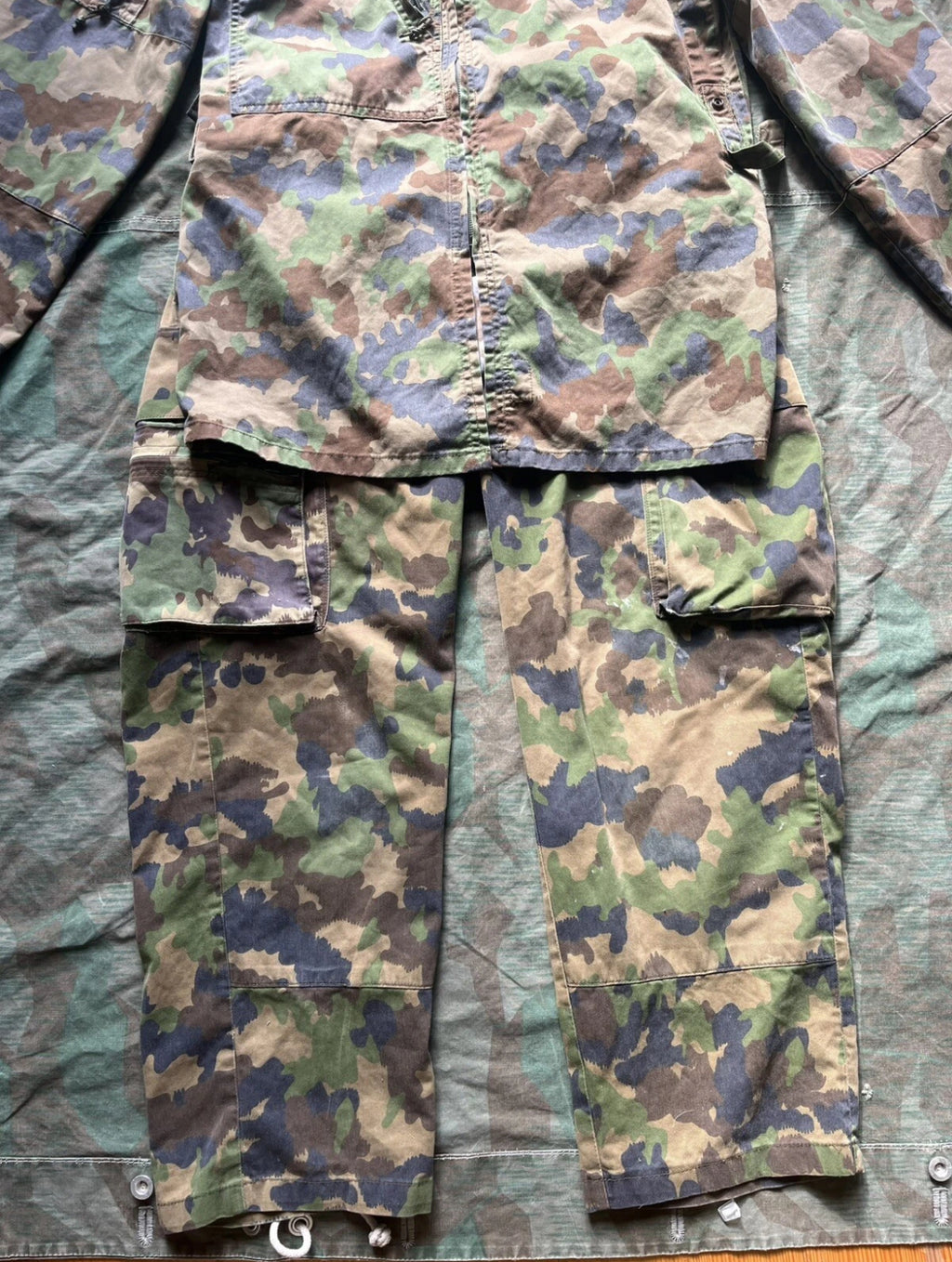 Modern Swiss army field combat uniform complete taz 90 camo jacket pants cap early model