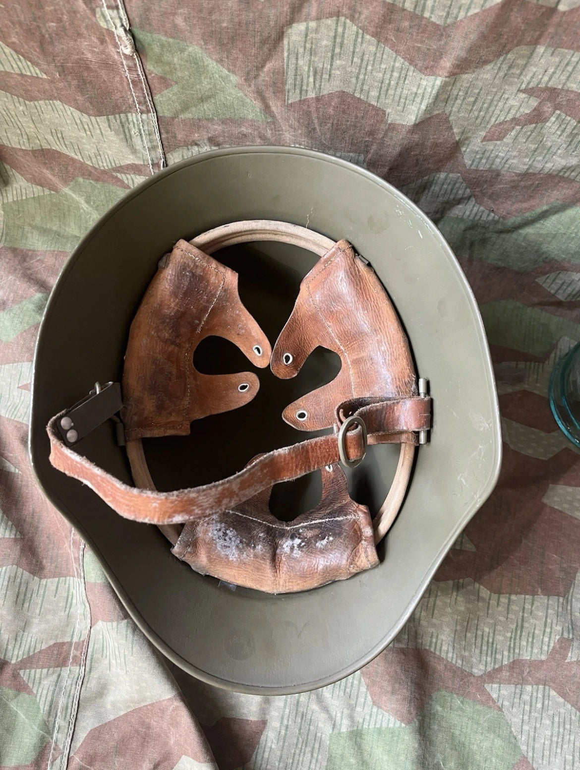 Interwar/WW2 Swiss army green repainted m18/30 helmet shell uniform soldier