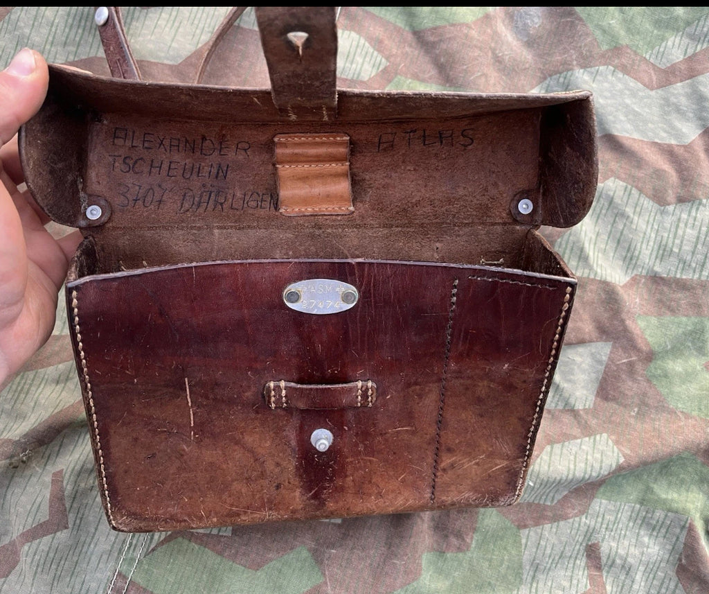 WW2 Swiss army leather bag medics medical troops gear satchel uniform soldier