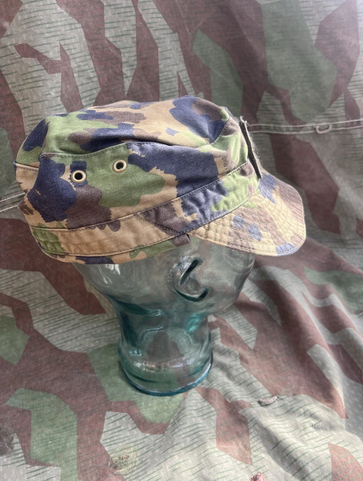 Modern Swiss army field cap visor hat sergeant major NCO uniform taz 90 camo