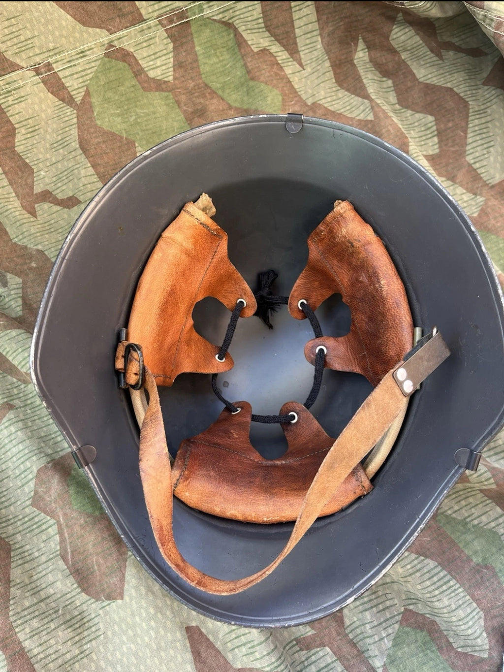 Cold War Swiss army m18 helmet maneuvers band exercices shell uniform soldier