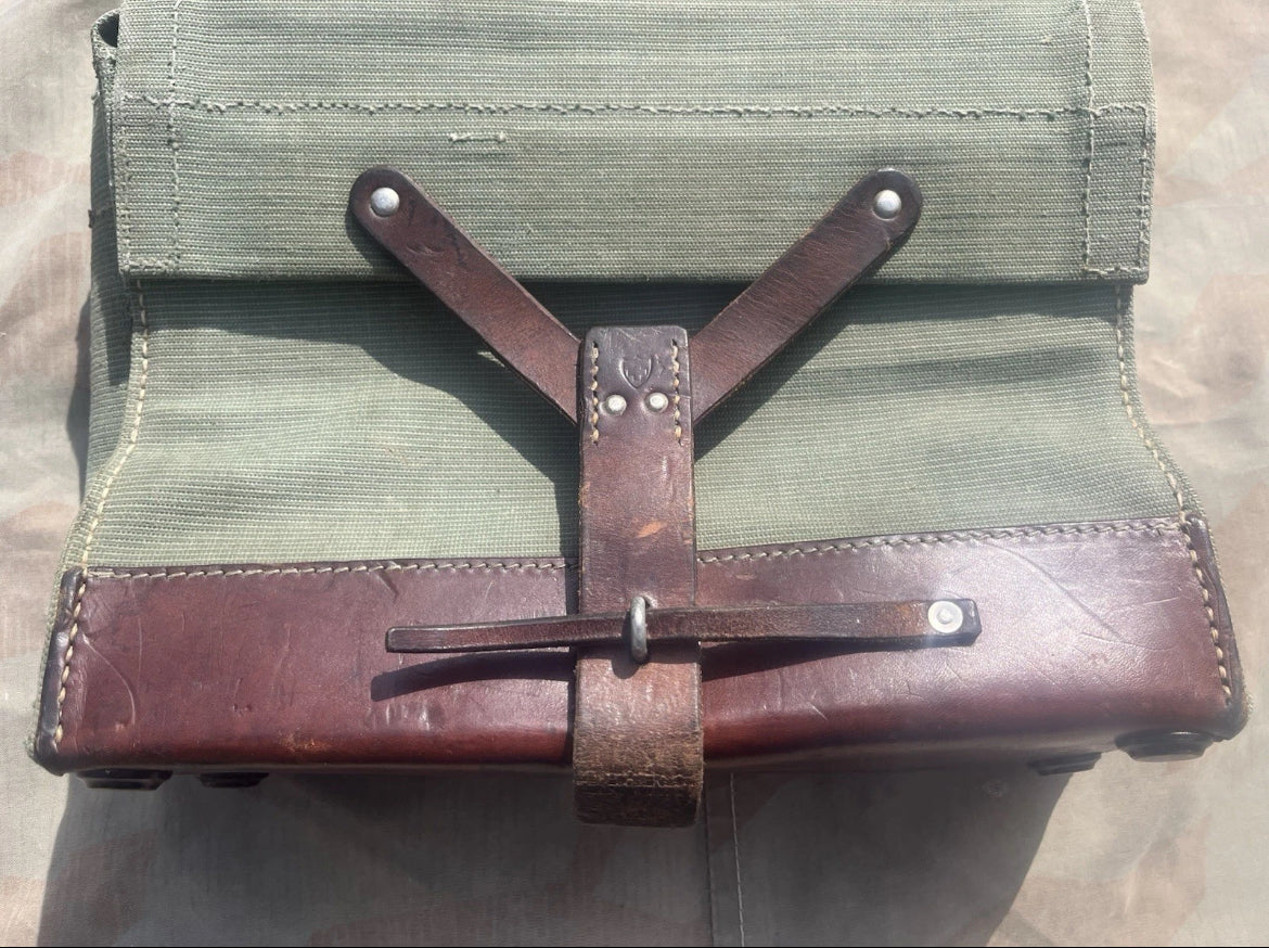 Cold War Swiss army extra ammo bag gear uniform soldier