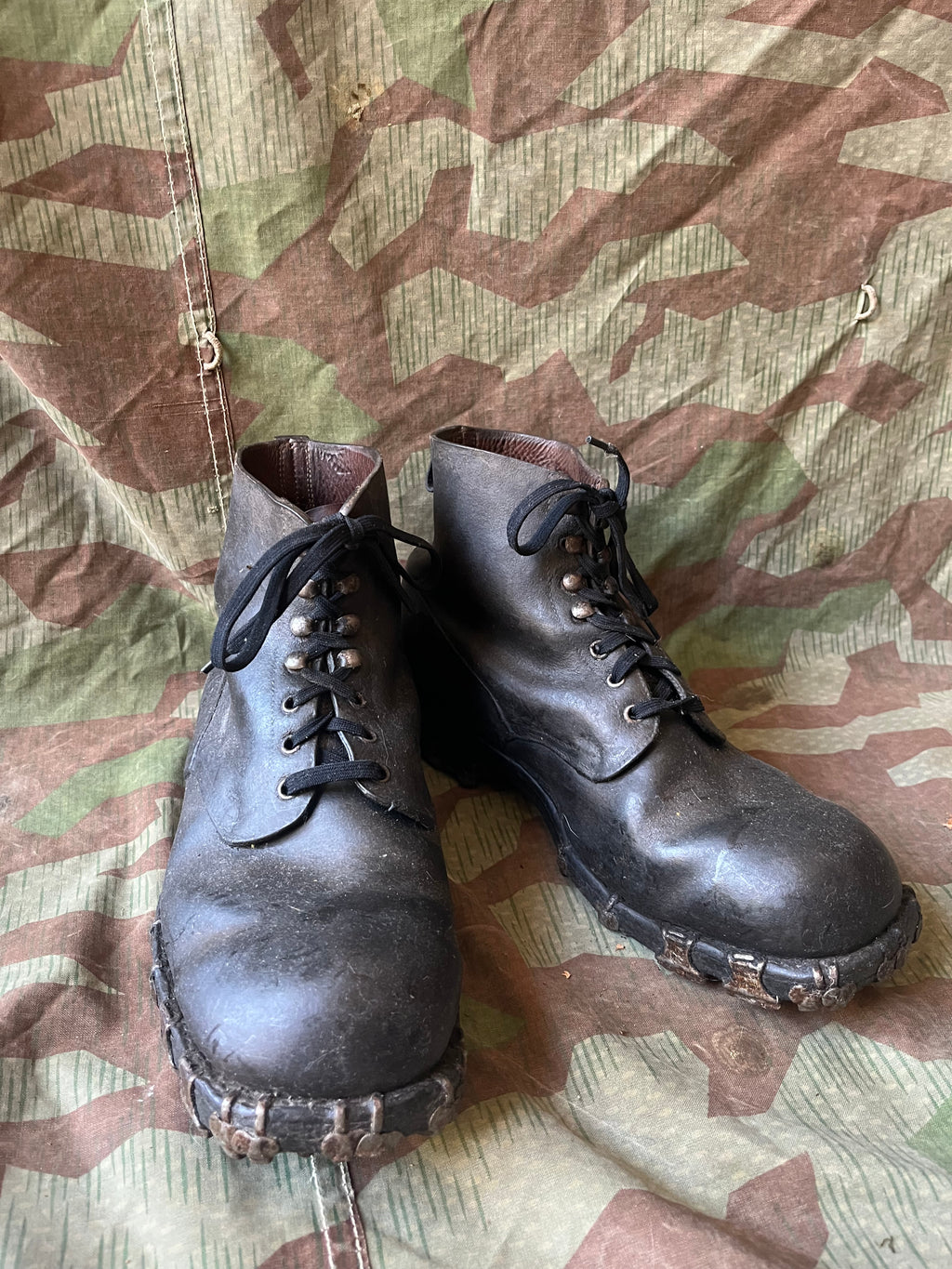 WW2 Swiss army tricouni nail shoes boots with nails mountain size eu 44/45