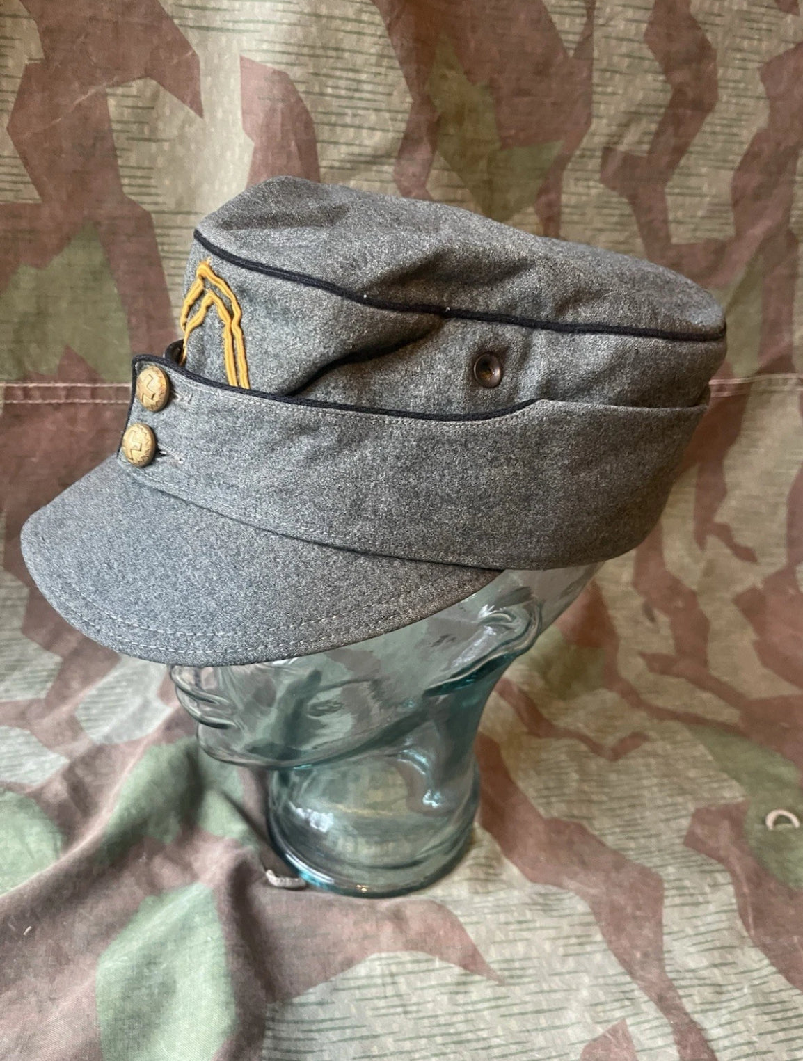 WW2/cold war Swiss army officer field cap captain visor hat uniform ord.40 mid to late war early Cold War