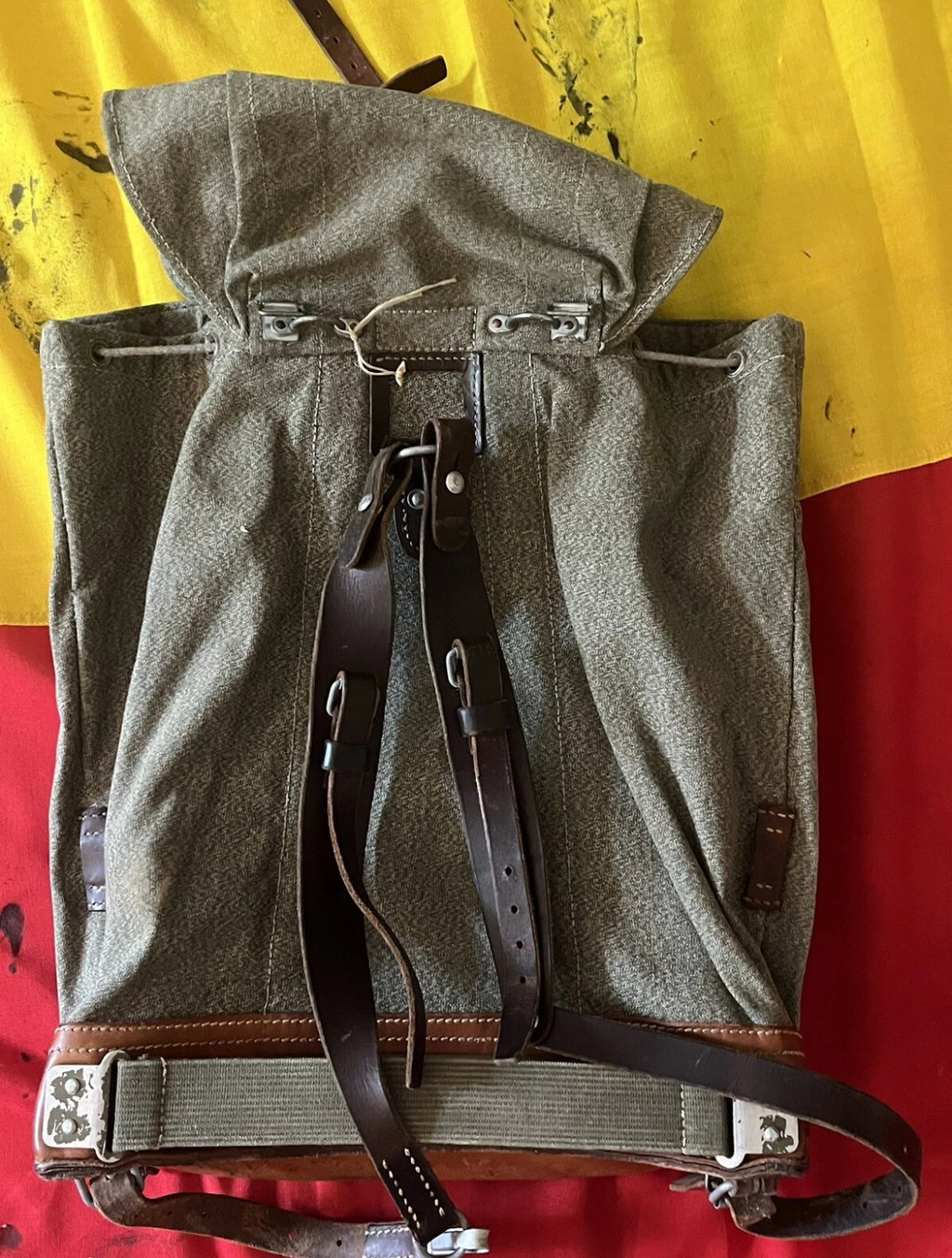 Cold War Swiss army complète backpack set infantry mountain haversack salt and pepper Breadbag soldier