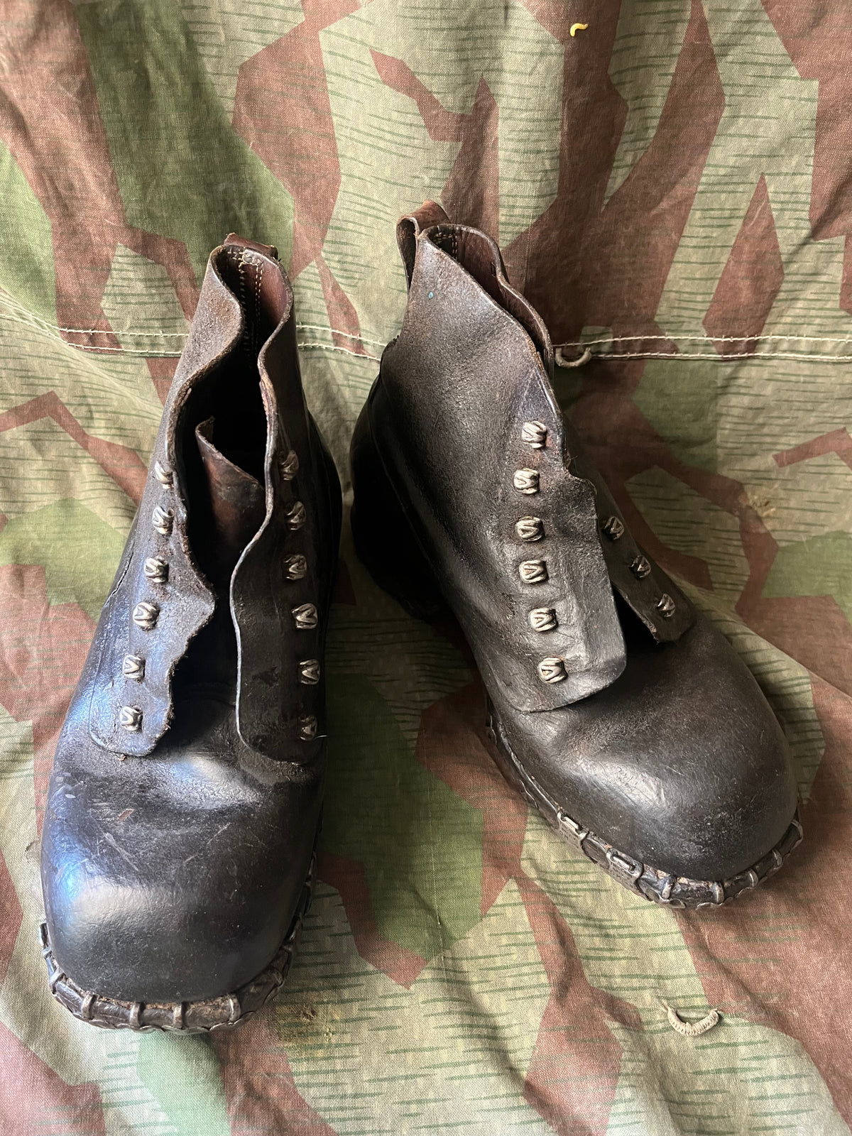 Cold War Swiss army shoes tricouni nails boots uniform soldier