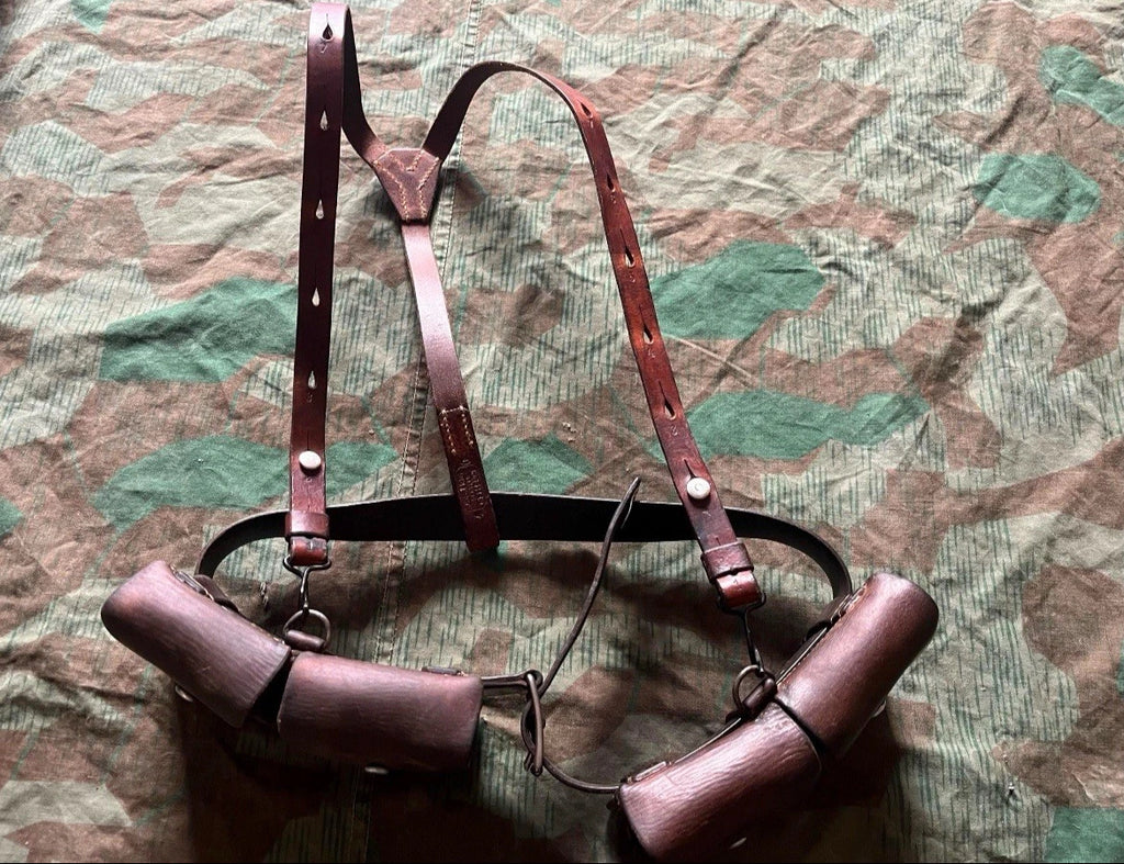 WW2/interwar Swiss army webbing set y straps suspenders belt ammo pouches web gear leather uniform soldier