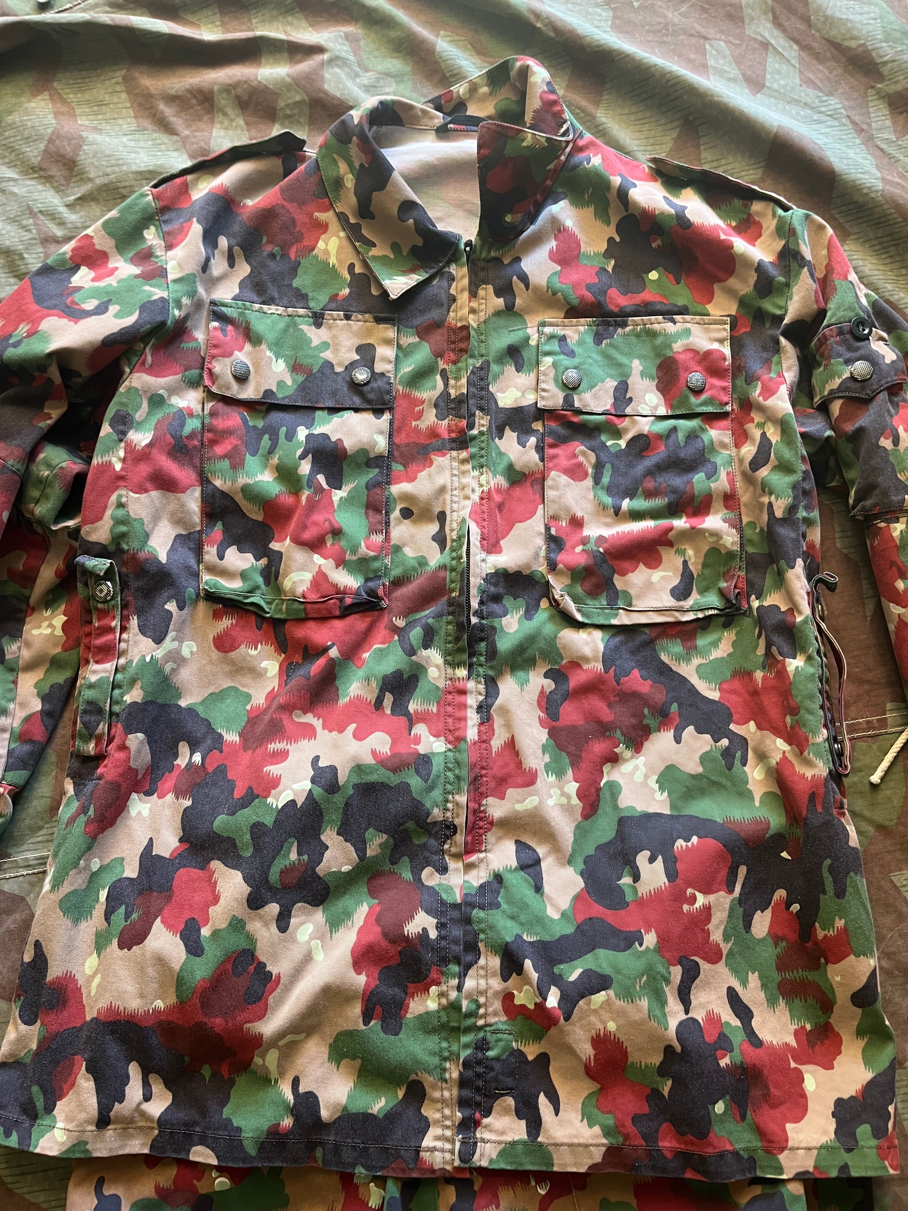 Cold War Swiss army taz 83 alpenflage camo complete uniform pants jacket cap soldier