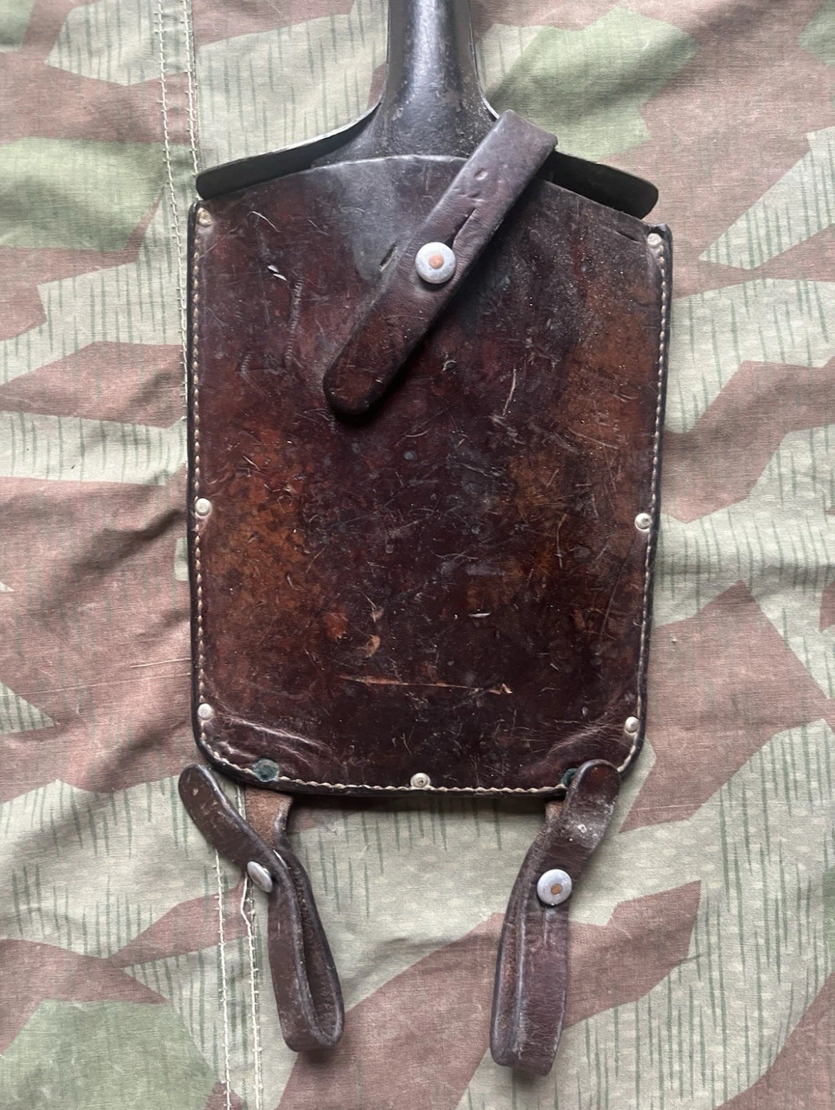 WW1/interwar/WW2 Swiss army shovel spade tool with cover gear uniform soldier