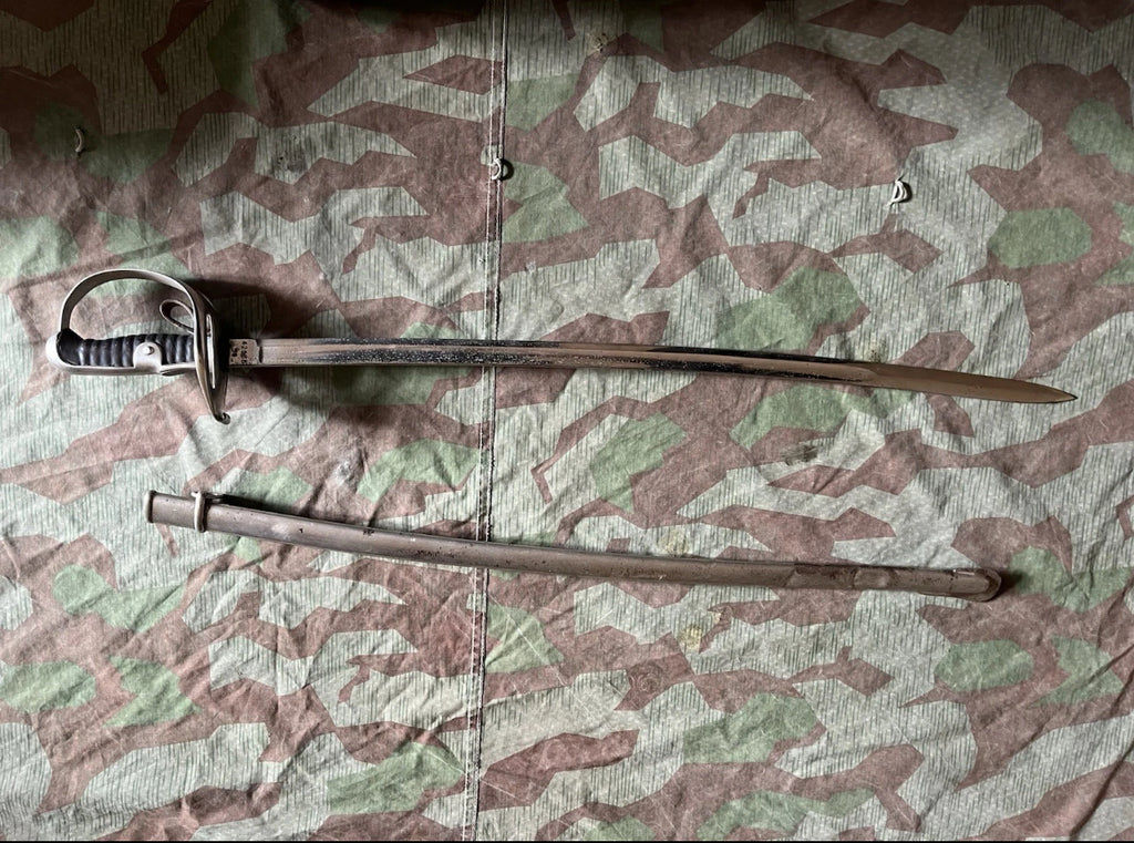 WW1/interwar/WW2 Swiss army cavalry rider sword blade saber with case uniform soldier