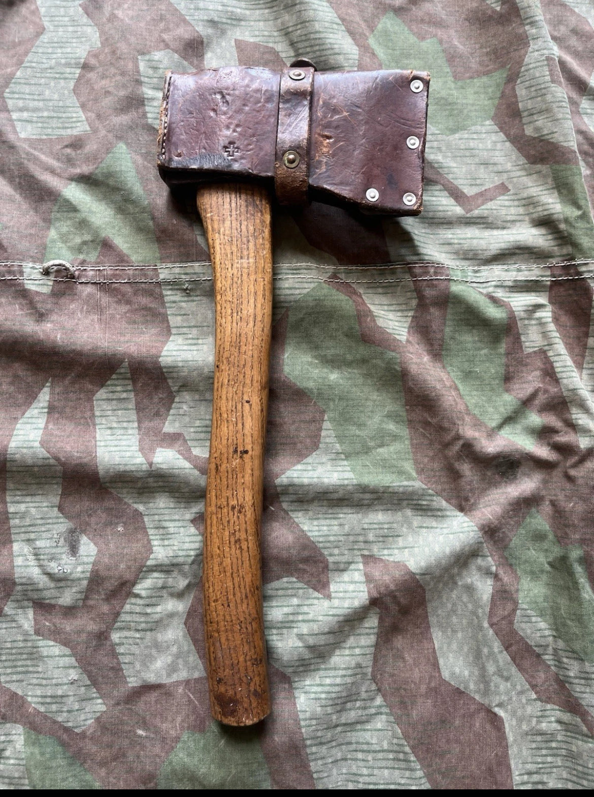 WW2 Swiss army hatchet axe tool gear with cover uniform soldier