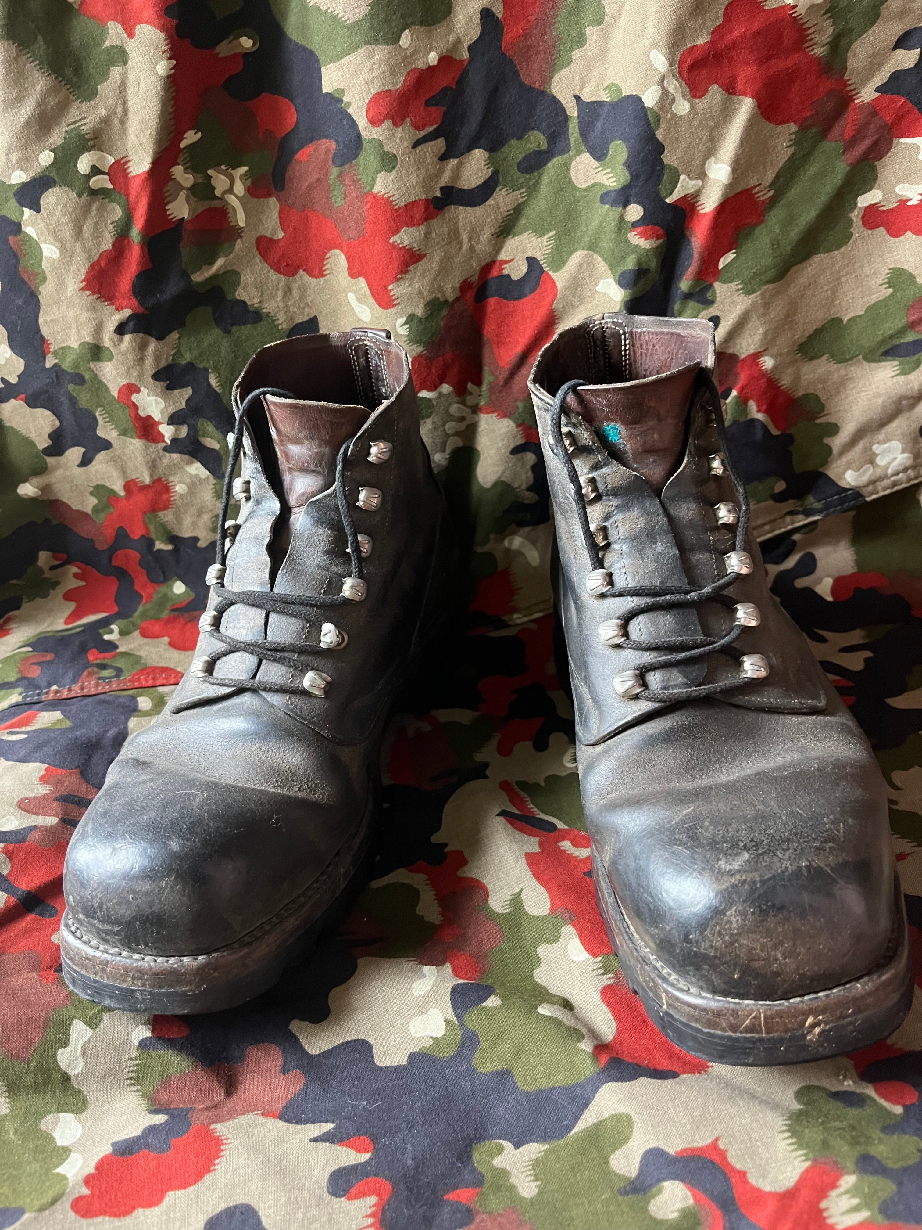 Cold War Swiss army shoes boots leather size 42/43