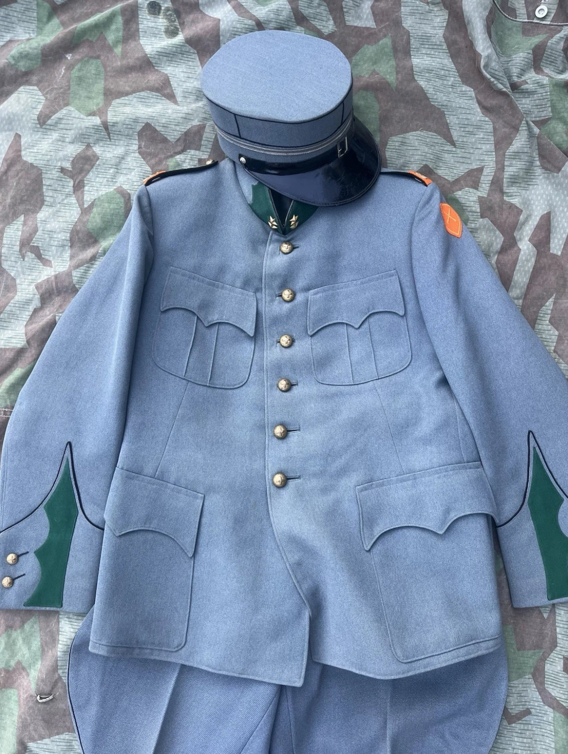 Interwar/WW2 Swiss army complete uniform officer first lieutenant machine gunner infantry pants jacket and hat ord.26 early war
